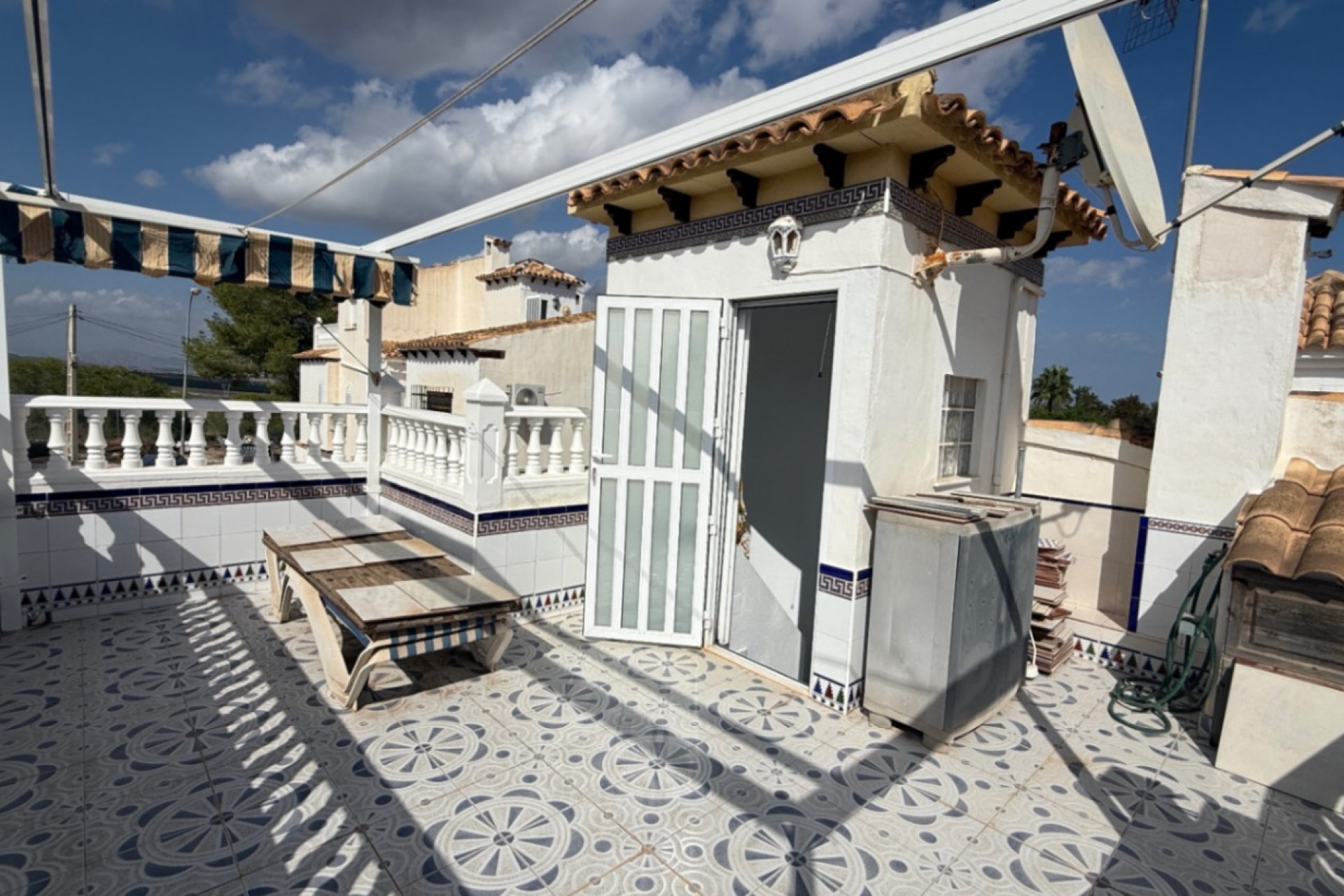 Revânzare - Duplex -
San Miguel de Salinas - Inland