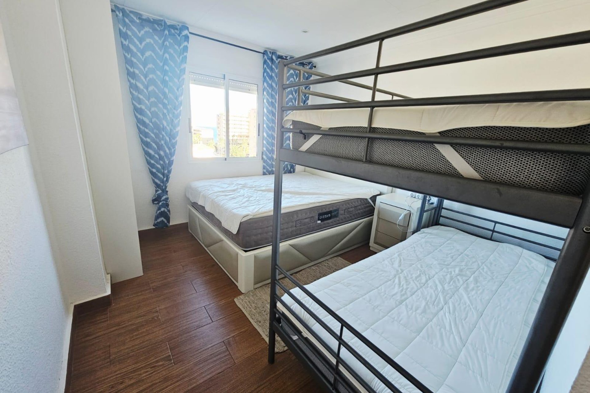 Revânzare - Duplex -
Torrevieja - Cabo Cervera