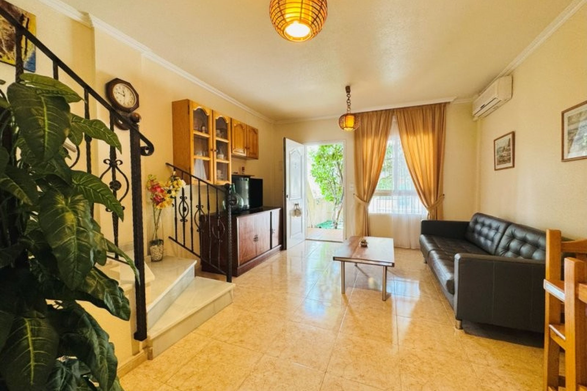 Revânzare - Duplex -
Torrevieja - Costa Blanca