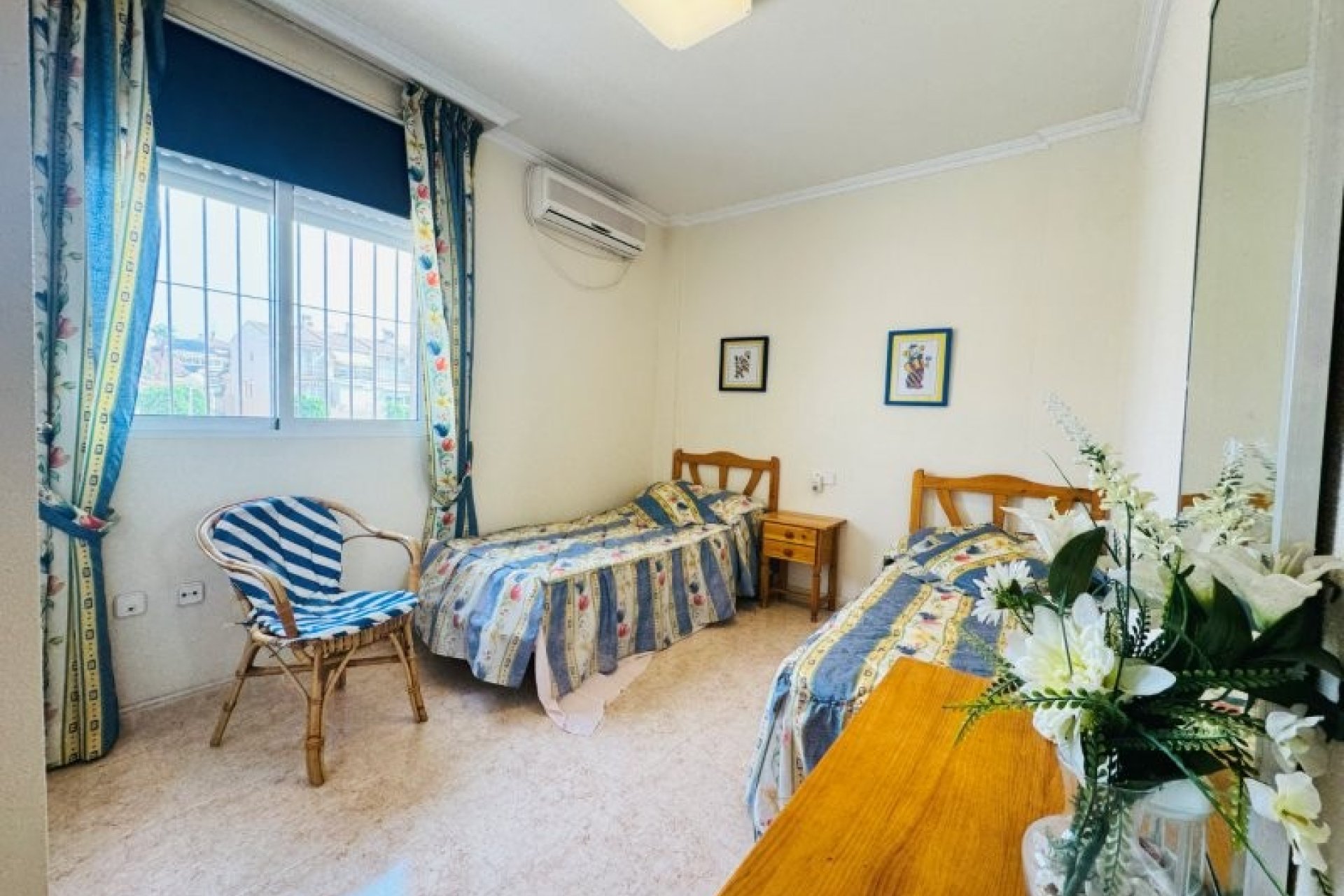 Revânzare - Duplex -
Torrevieja - Costa Blanca