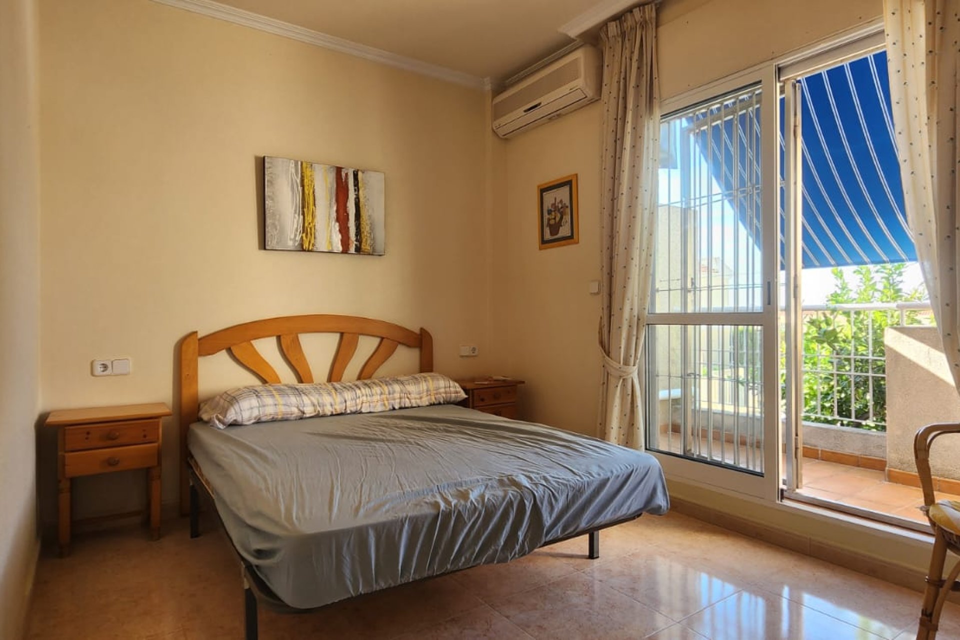 Revânzare - Duplex -
Torrevieja - Costa Blanca