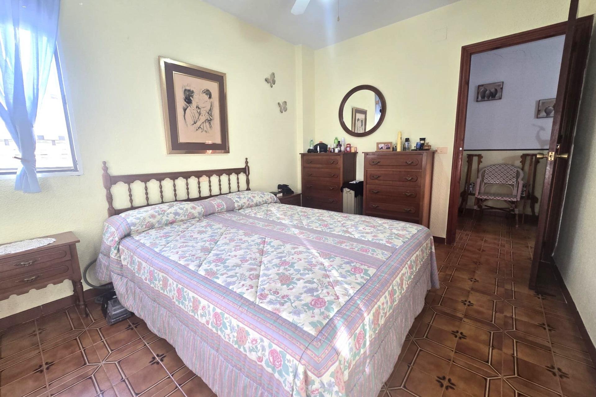 Revânzare - Duplex -
Torrevieja - Habaneras