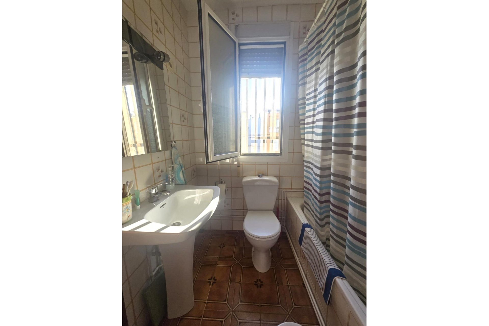 Revânzare - Duplex -
Torrevieja - Habaneras