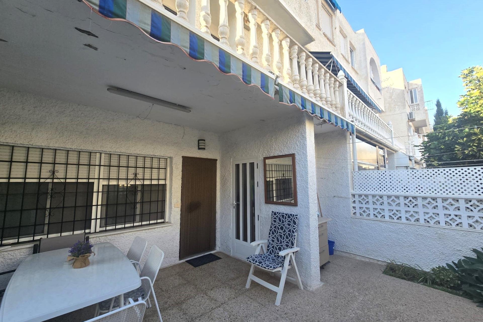 Revânzare - Duplex -
Torrevieja - Habaneras