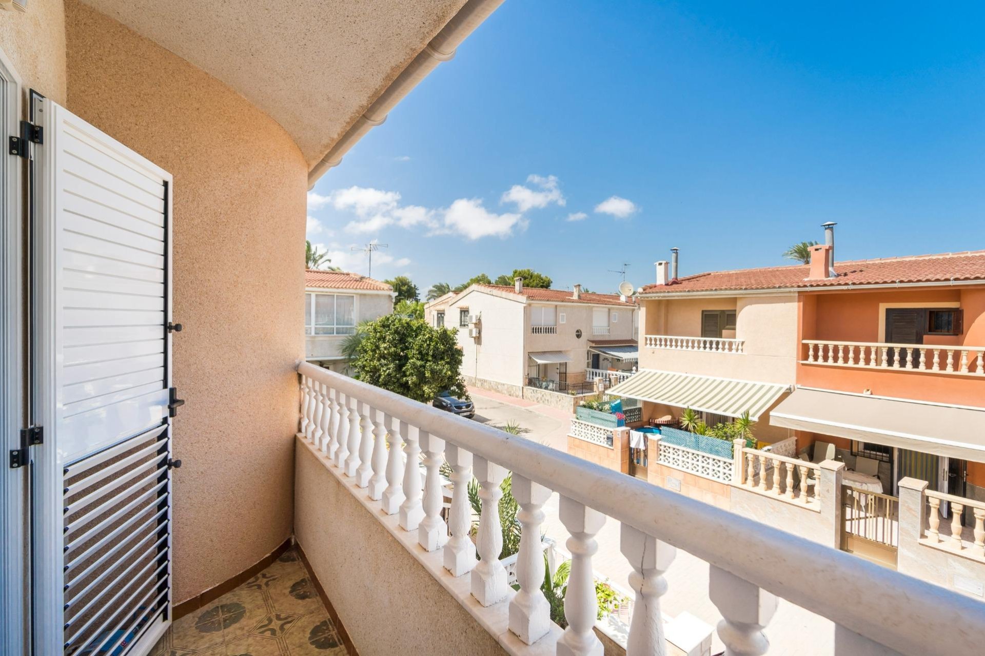 Revânzare - Duplex -
Torrevieja - Playa De Los Naufragos