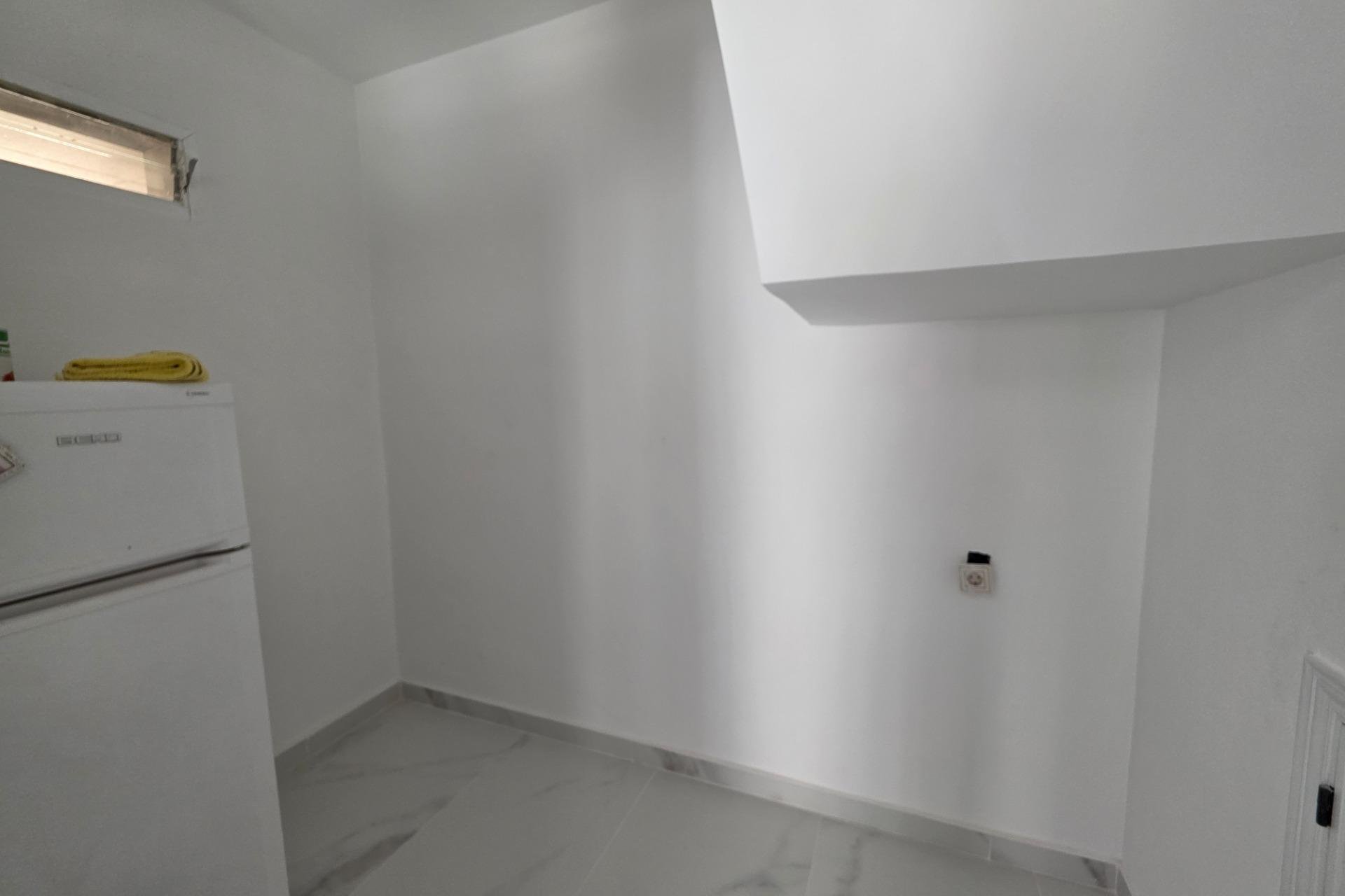 Revânzare - Duplex -
Torrevieja - Torretas