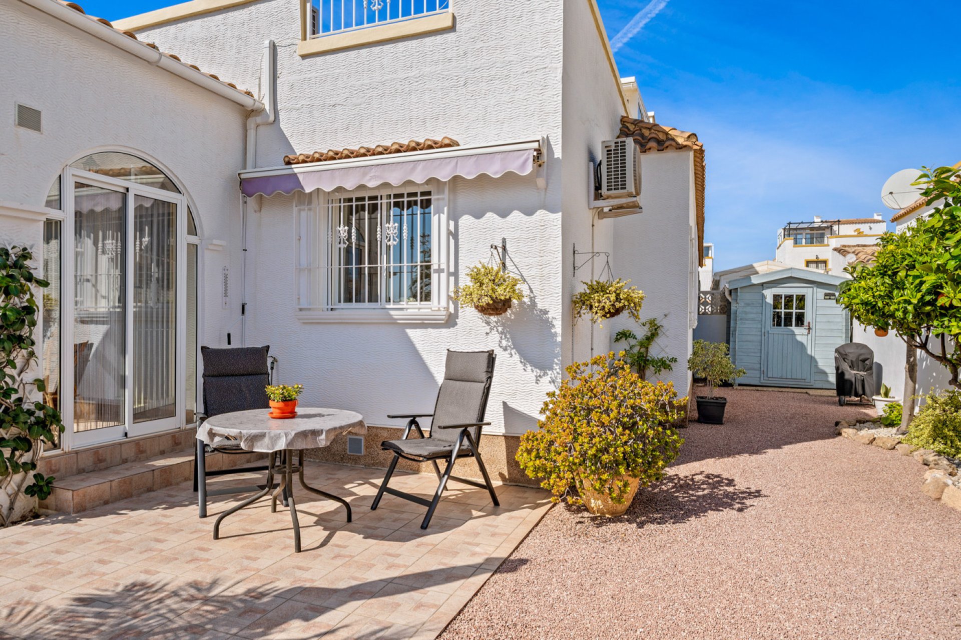 Revânzare - Quad House -
La Marina - Costa Blanca