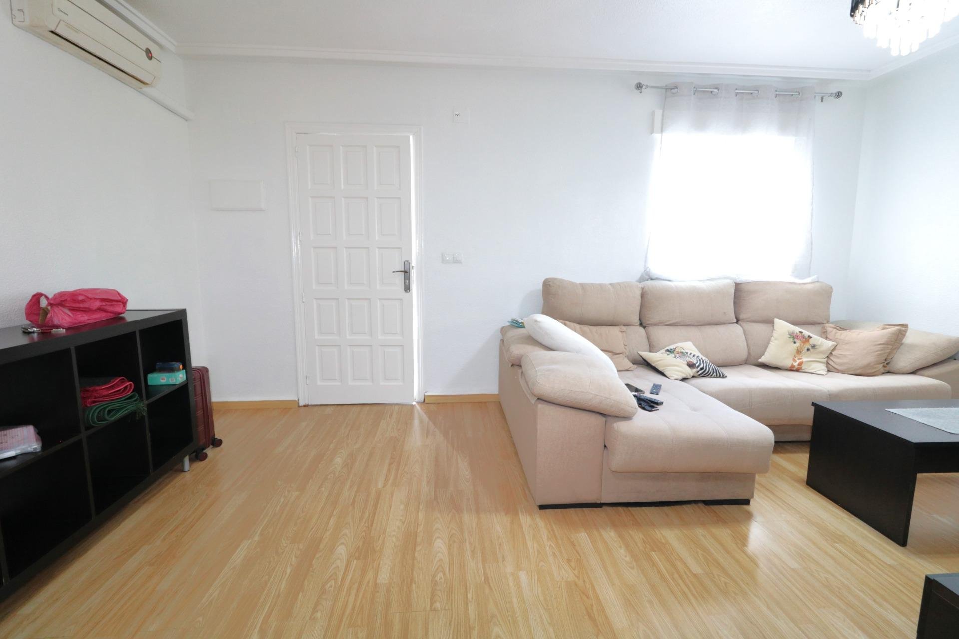 Revânzare - Quad House -
Torrevieja - Carrefour