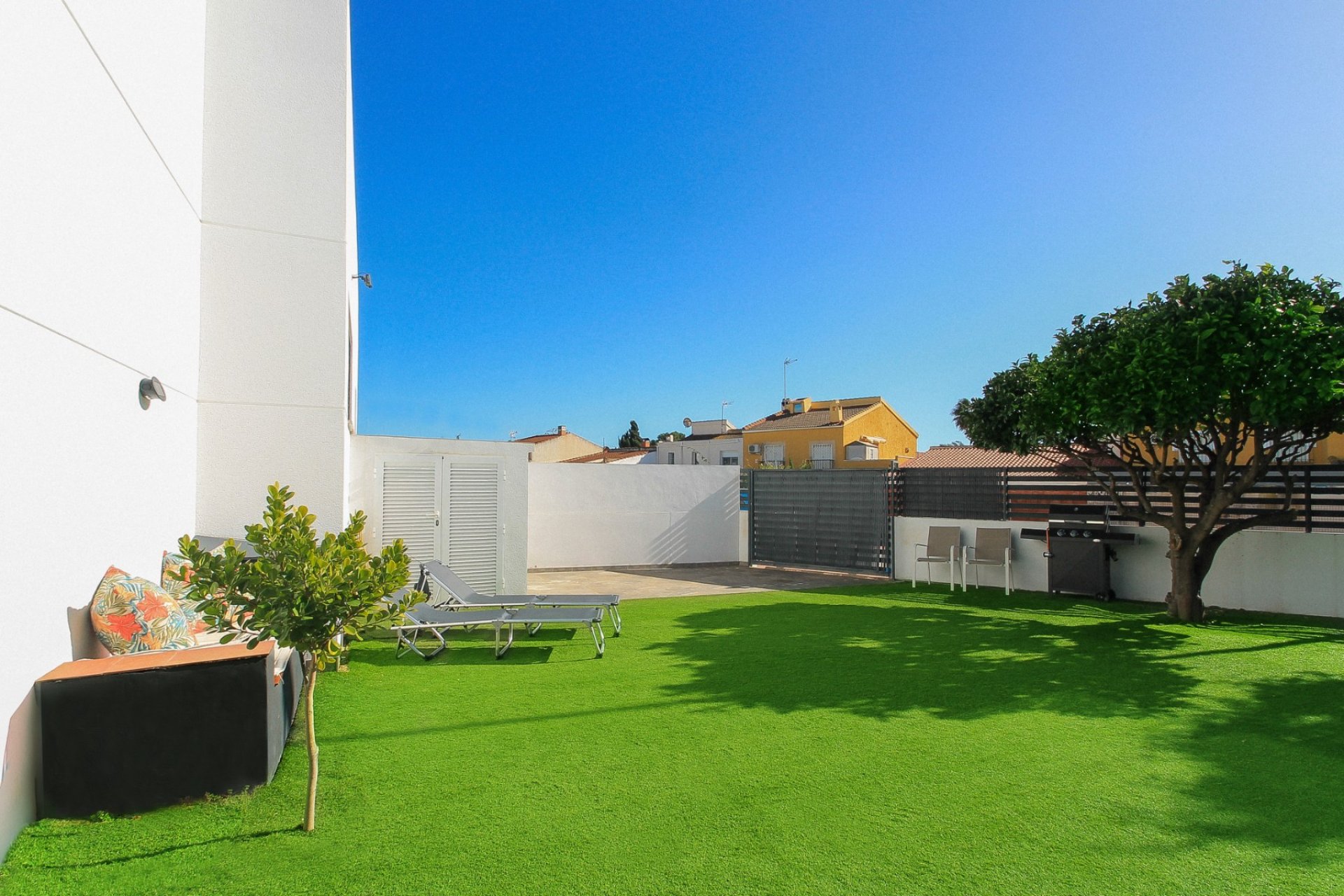 Revânzare - Quad House -
Torrevieja - Costa Blanca