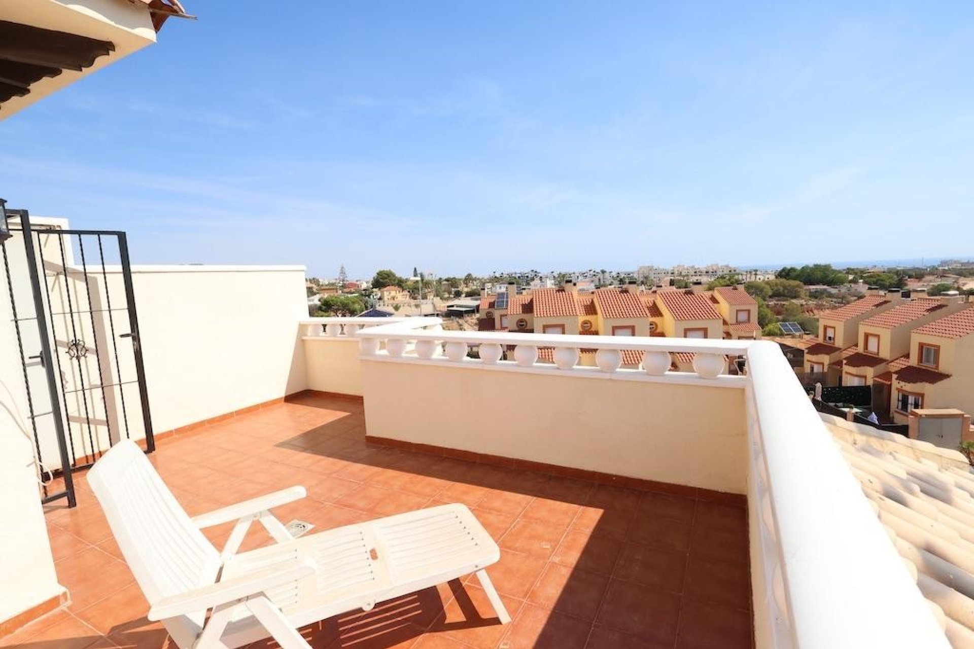 Revânzare - Semi Detached -
Cabo Roig - Costa Blanca