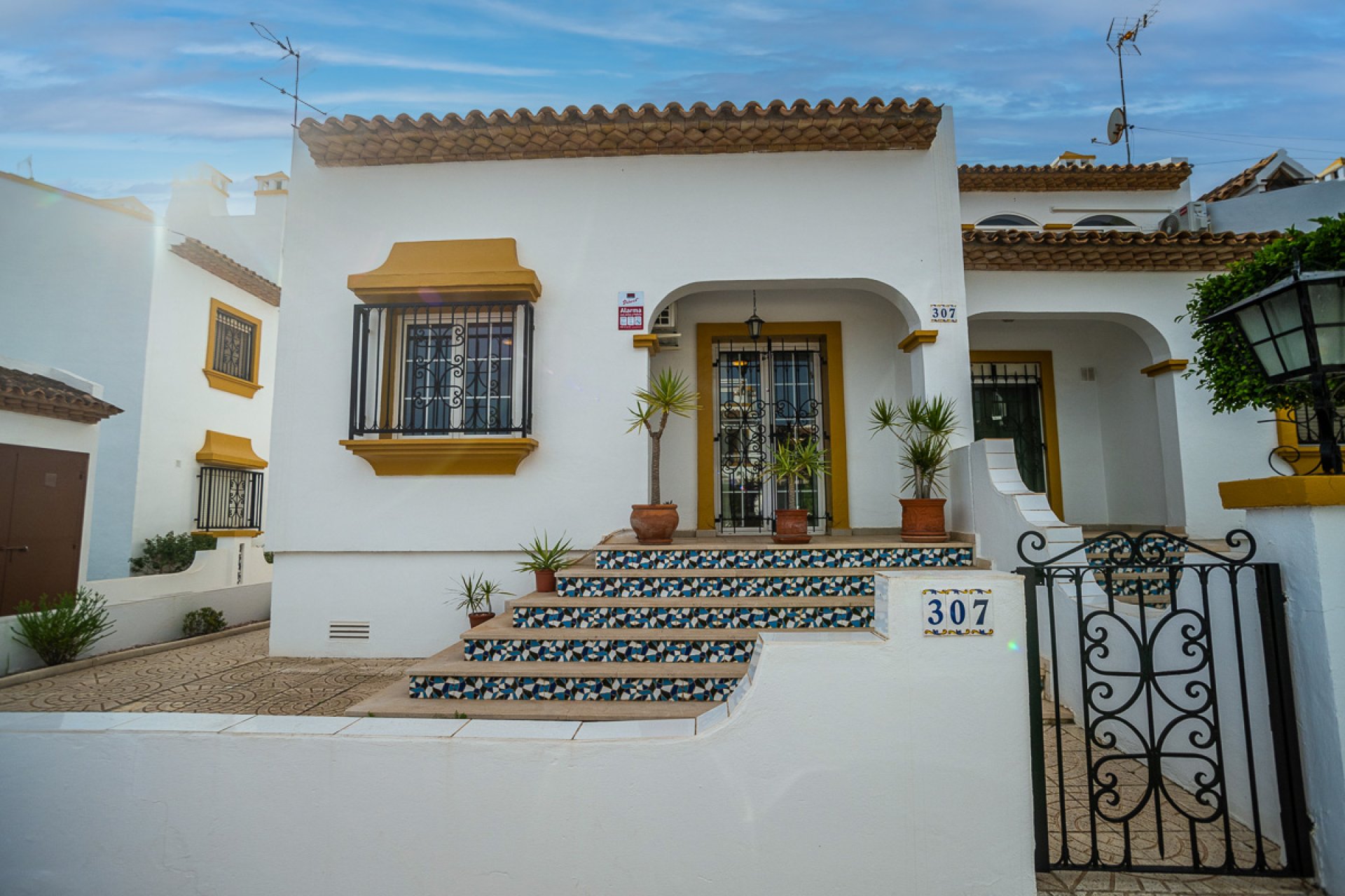 Revânzare - Semi Detached -
Orihuela Costa - Costa Blanca