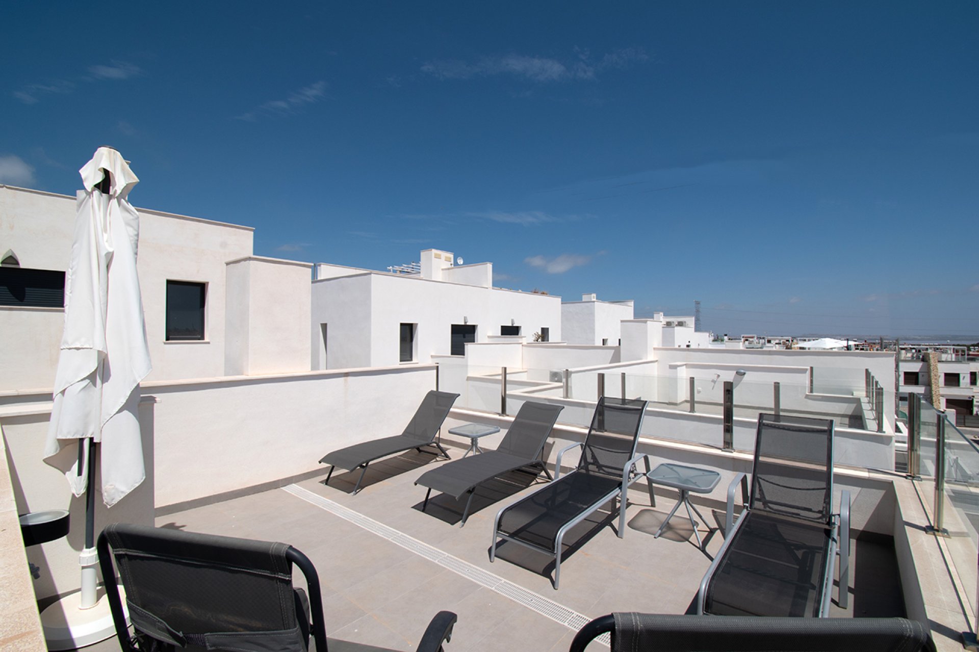 Revânzare - Semi Detached -
Orihuela Costa - pau26