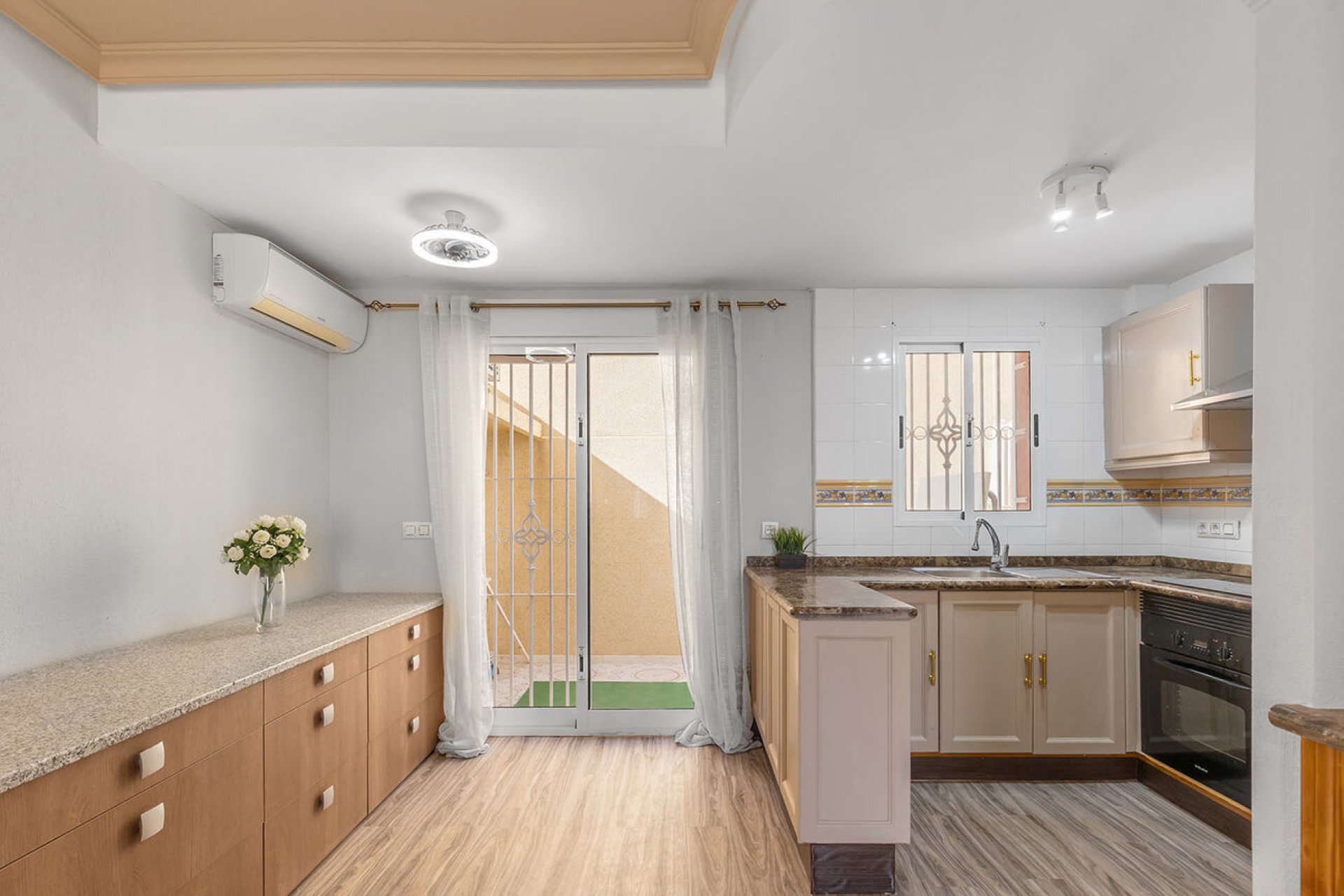 Revânzare - Semi Detached -
Orihuela Costa - Villamartín