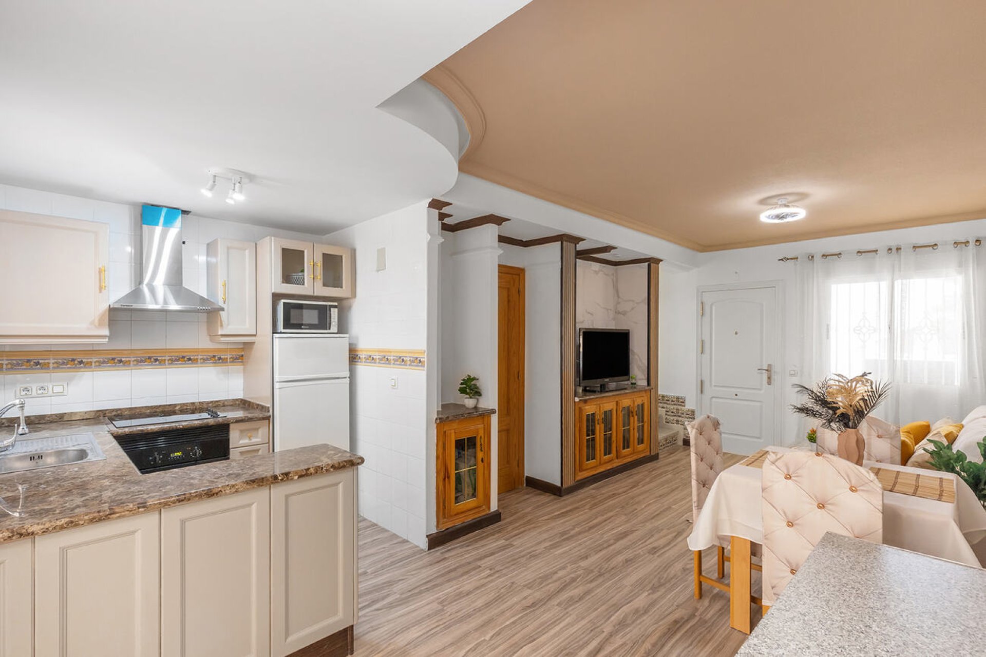 Revânzare - Semi Detached -
Orihuela Costa - Villamartín