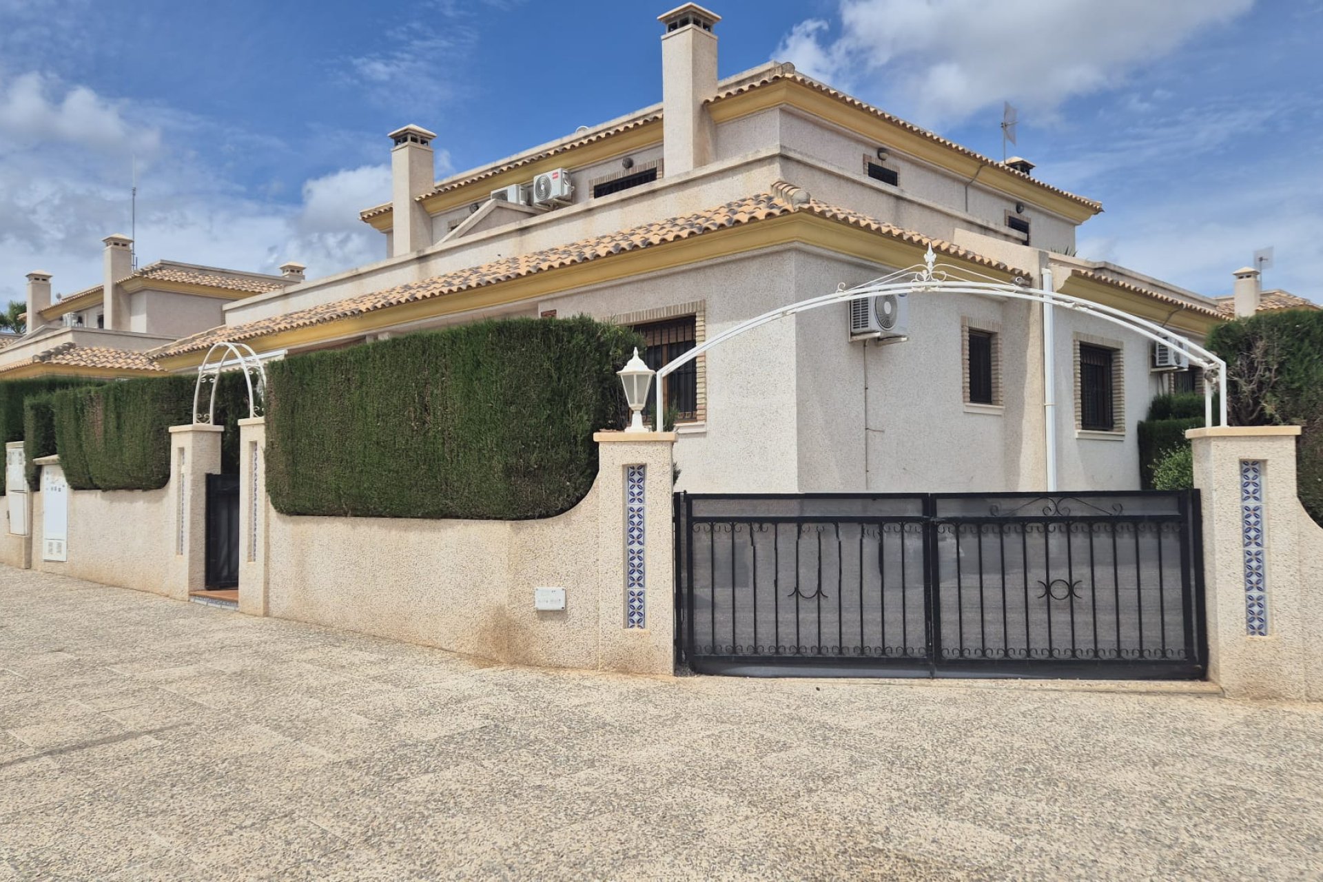 Revânzare - Semi Detached -
Orihuela - Inland