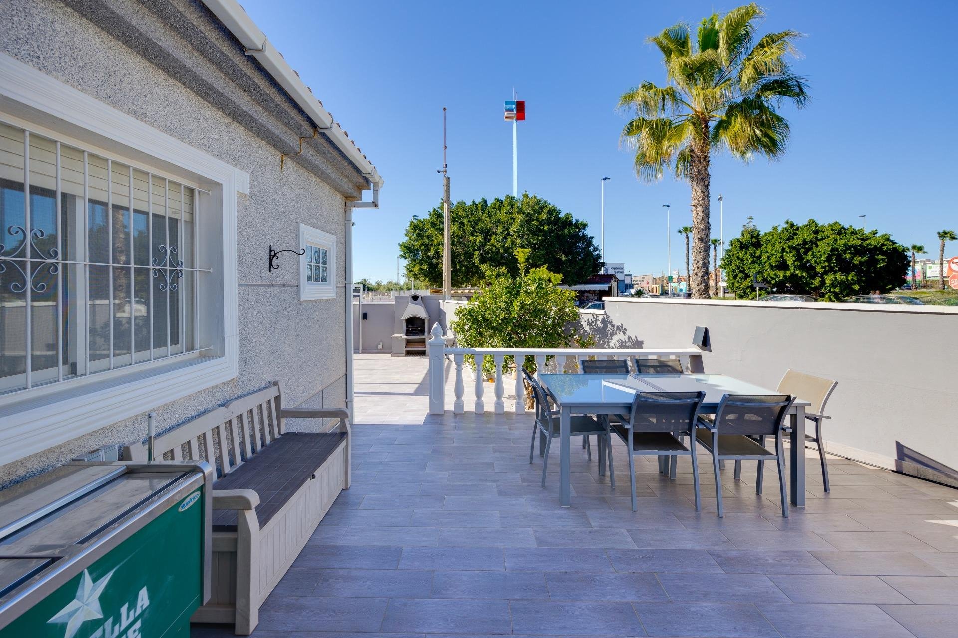 Revânzare - Semi Detached -
Torrevieja - Aguas Nuevas