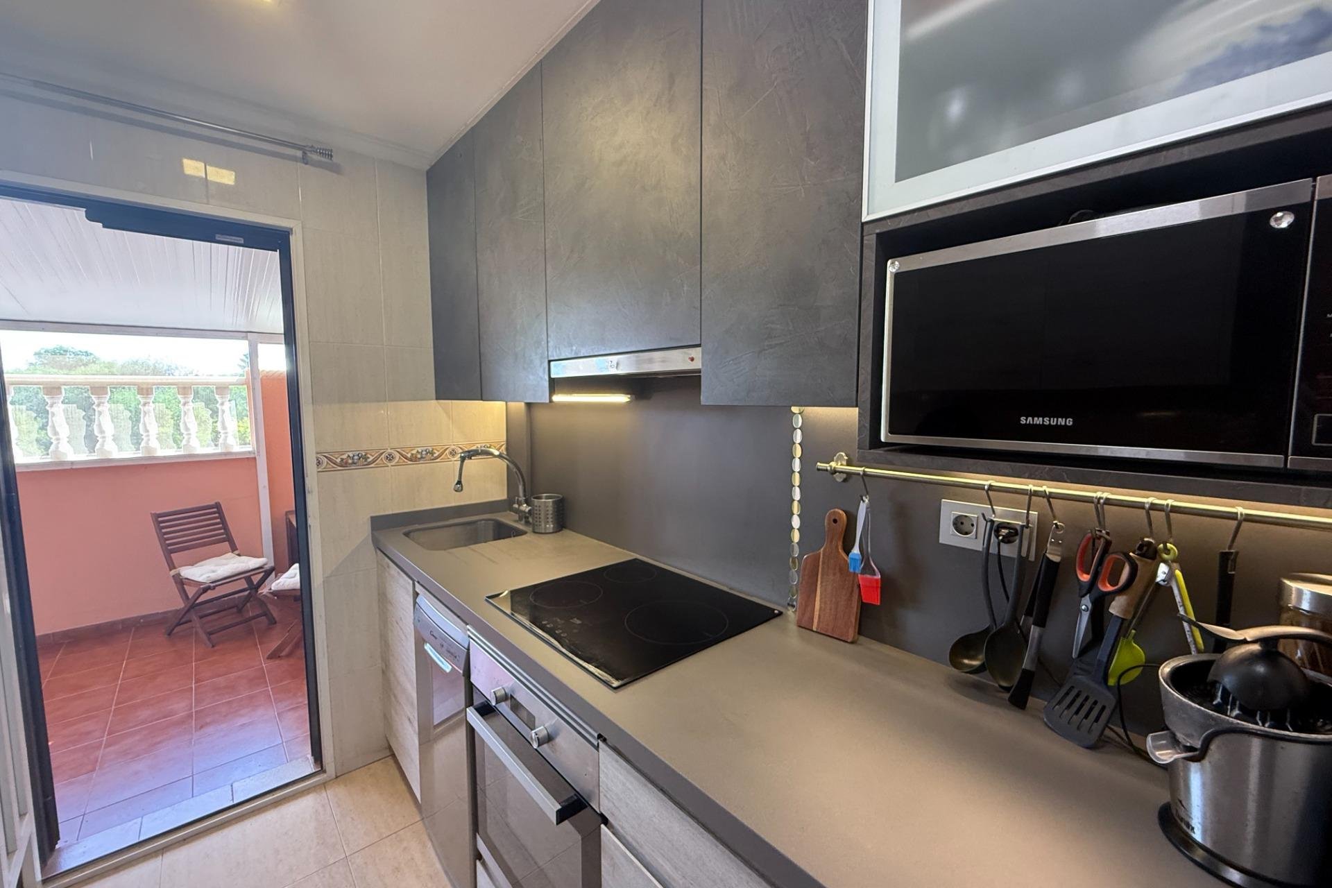 Revânzare - Semi Detached -
Torrevieja - El Limonar