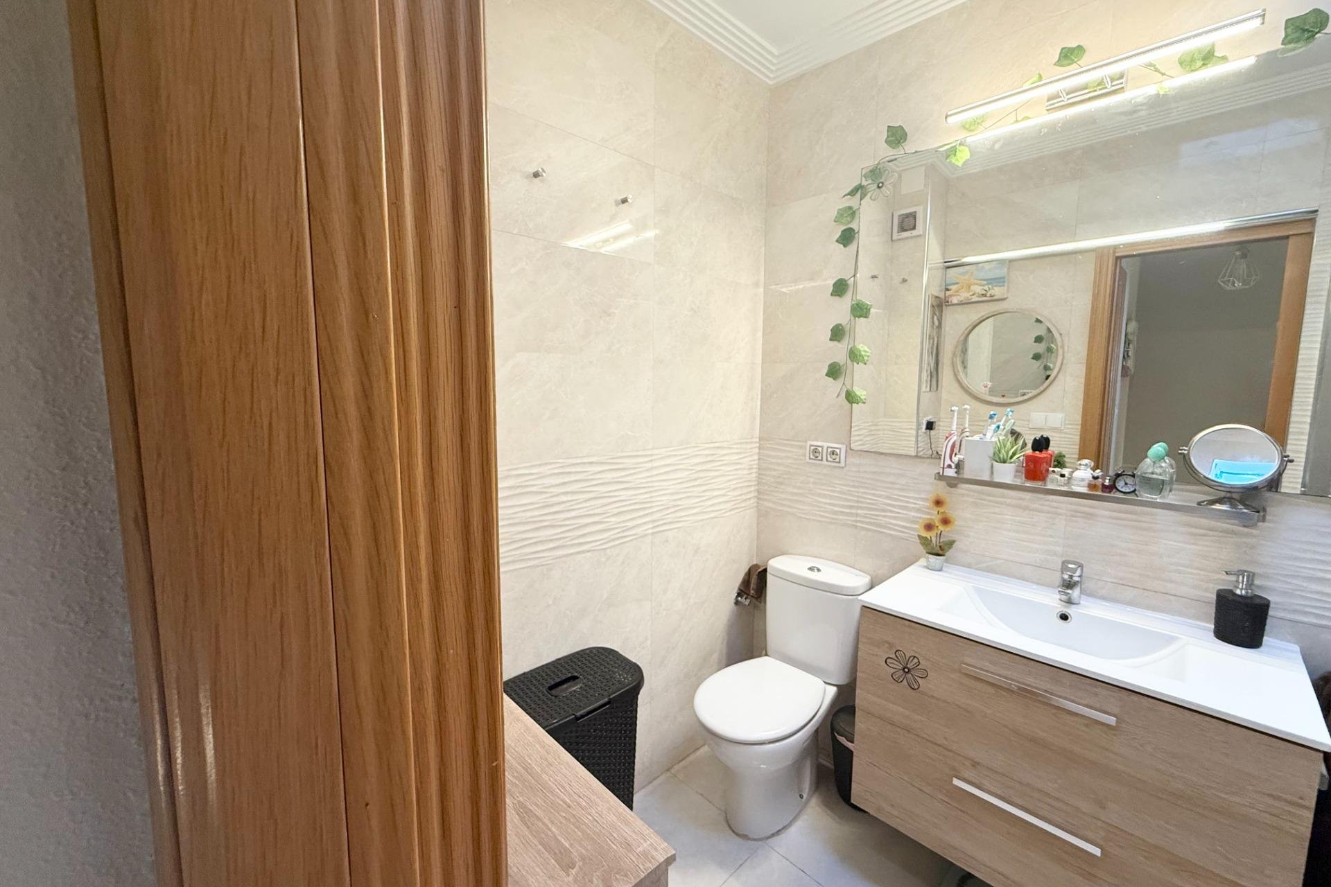 Revânzare - Semi Detached -
Torrevieja - El Limonar