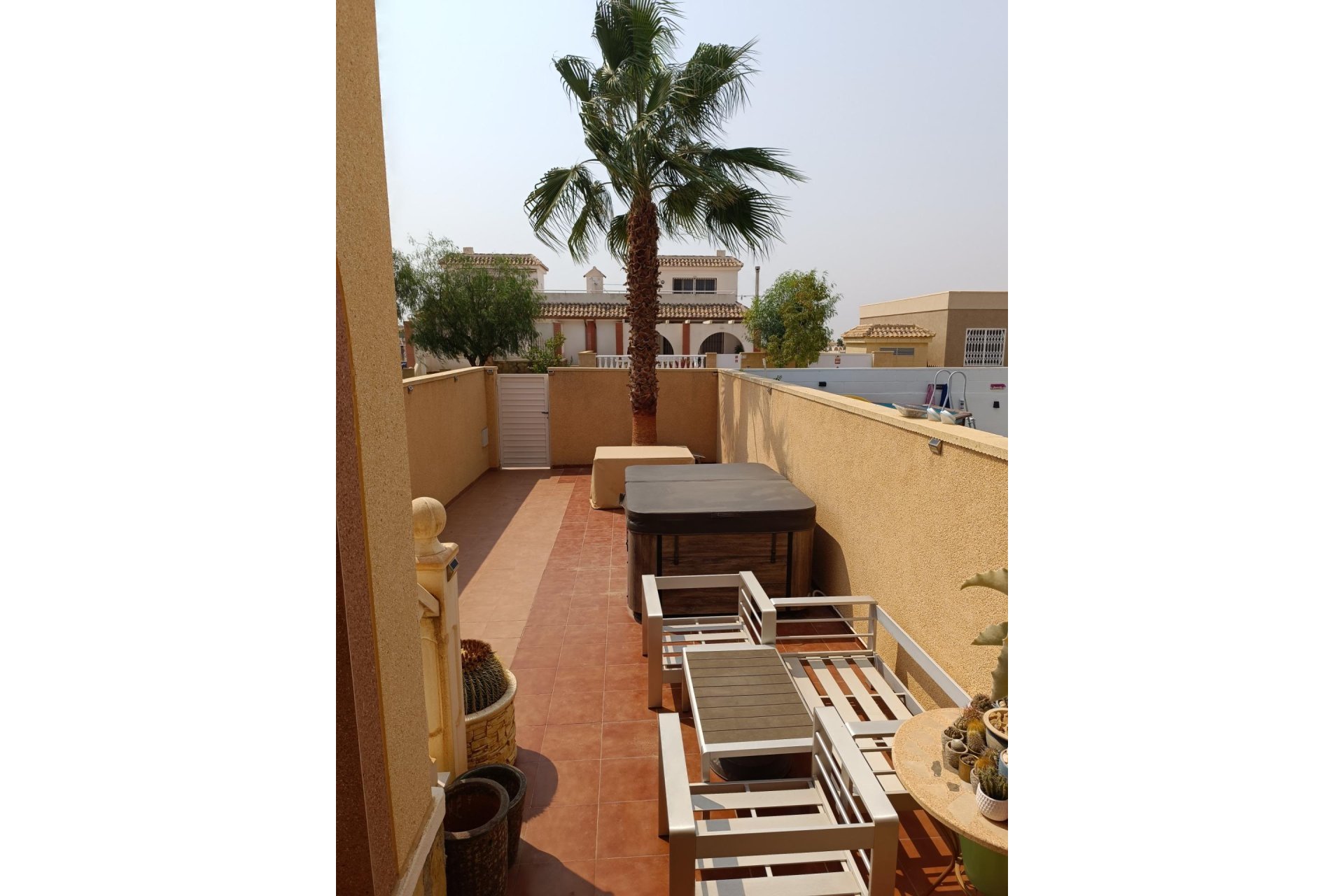 Revânzare - Town House -
Avileses - Jerónimo Y Avileses