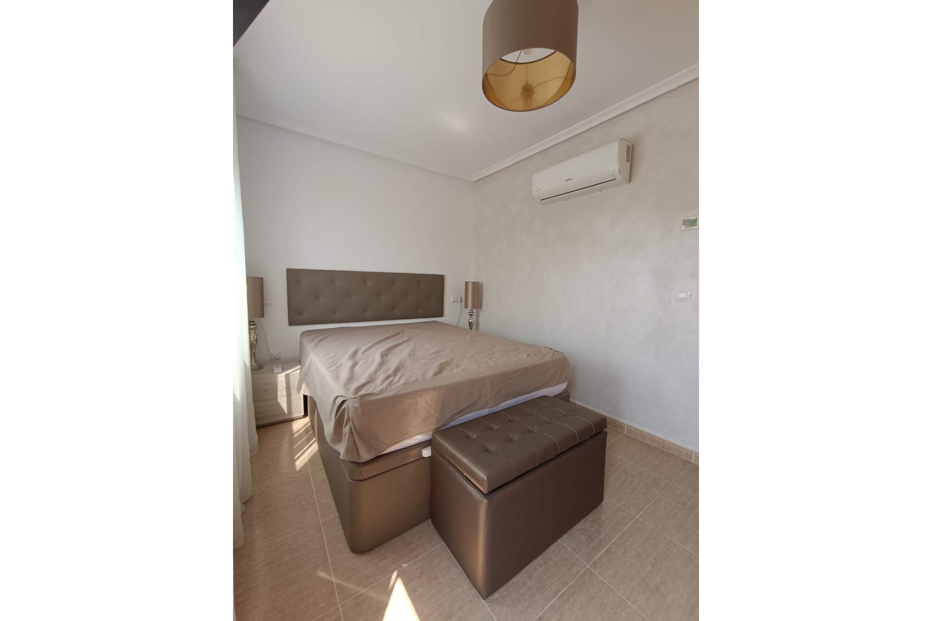 Revânzare - Town House -
Avileses - Jerónimo Y Avileses