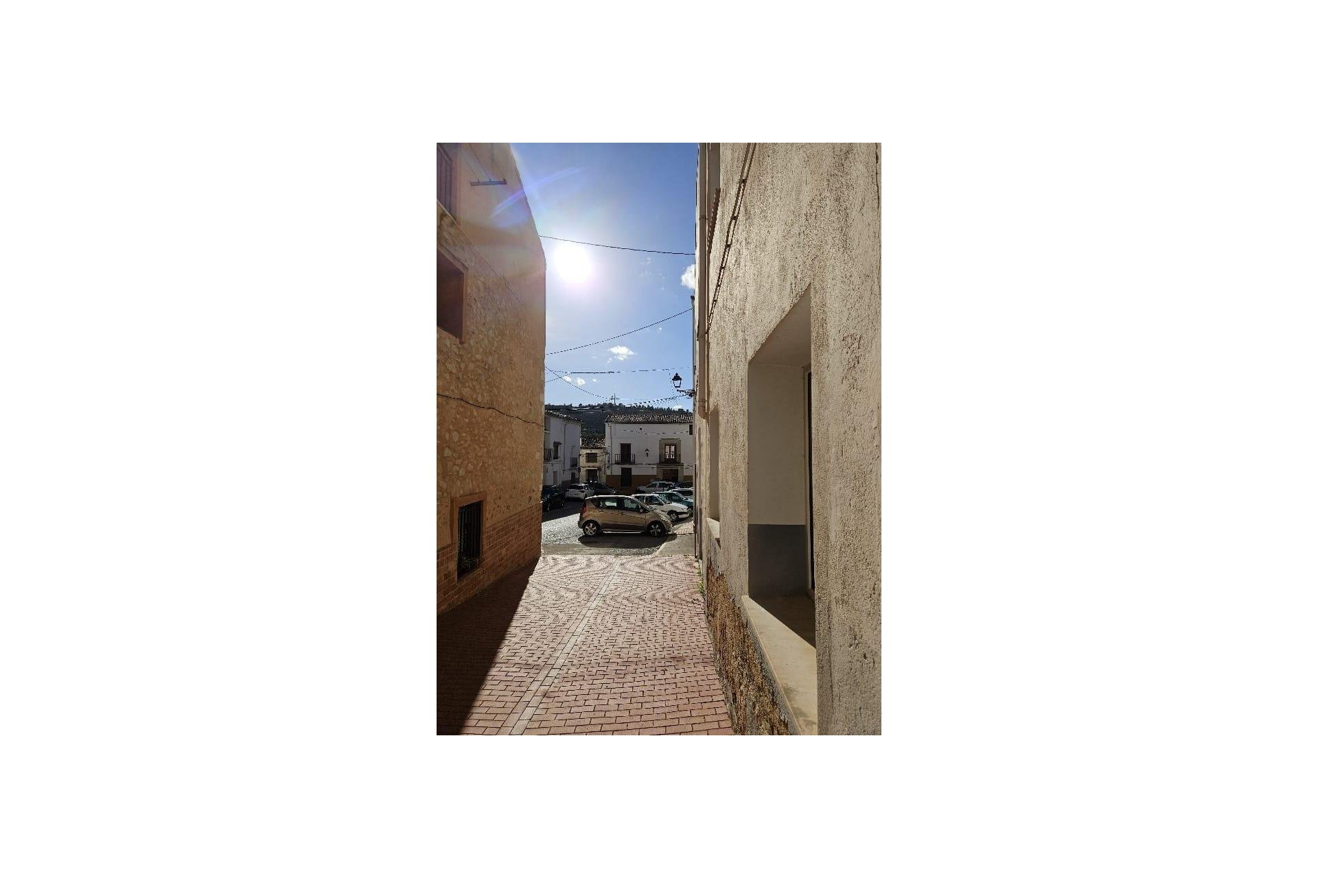Revânzare - Town House -
Benilloba