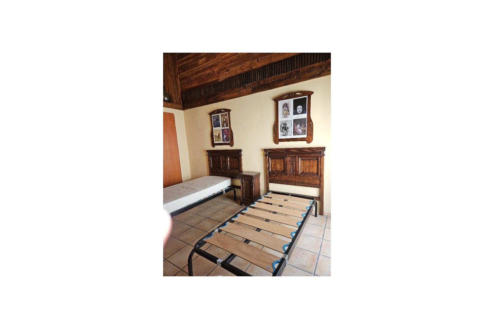 Revânzare - Town House -
Benilloba