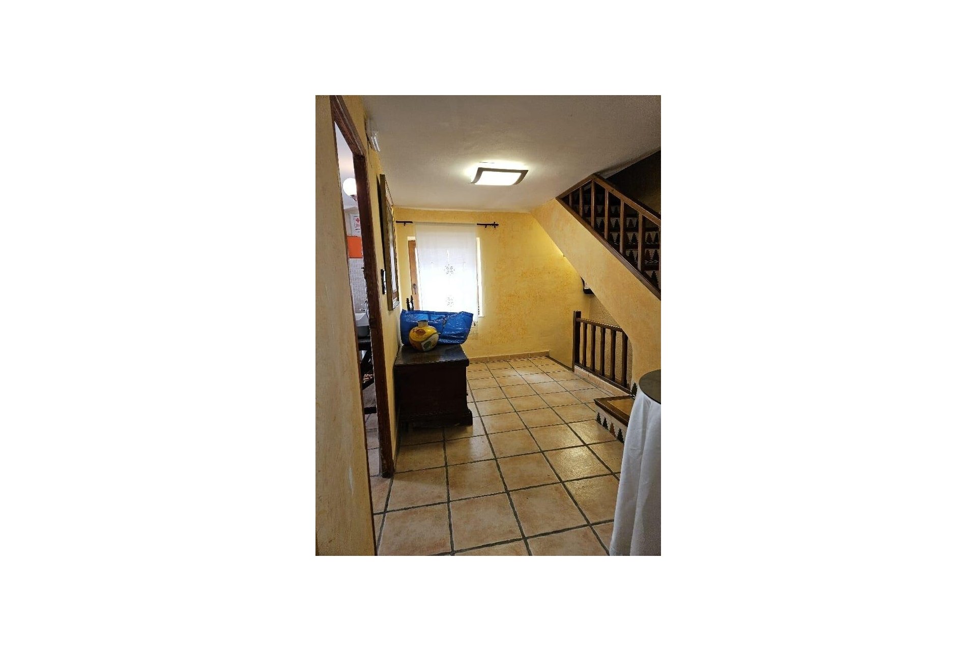 Revânzare - Town House -
Benilloba