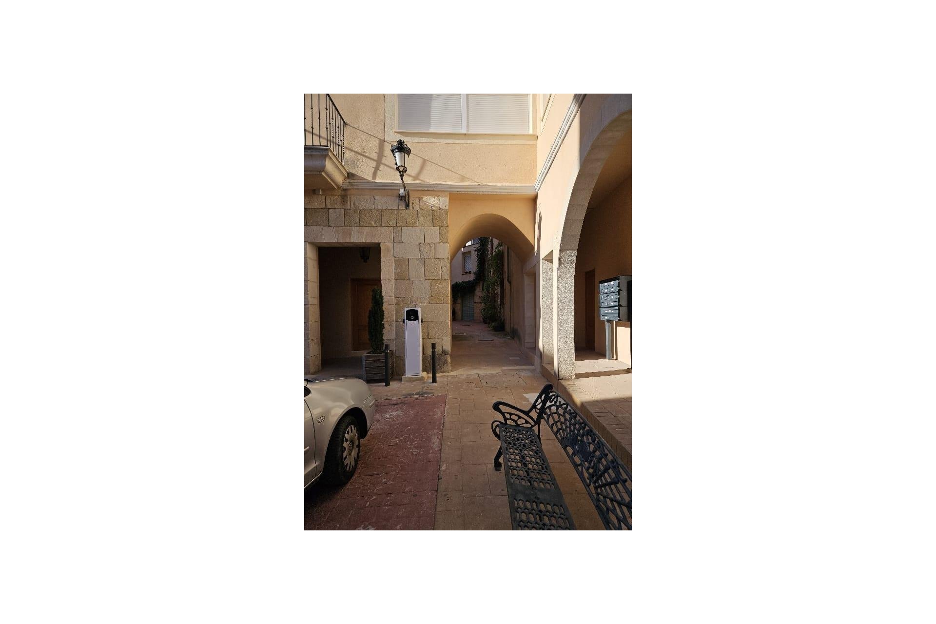 Revânzare - Town House -
Benilloba