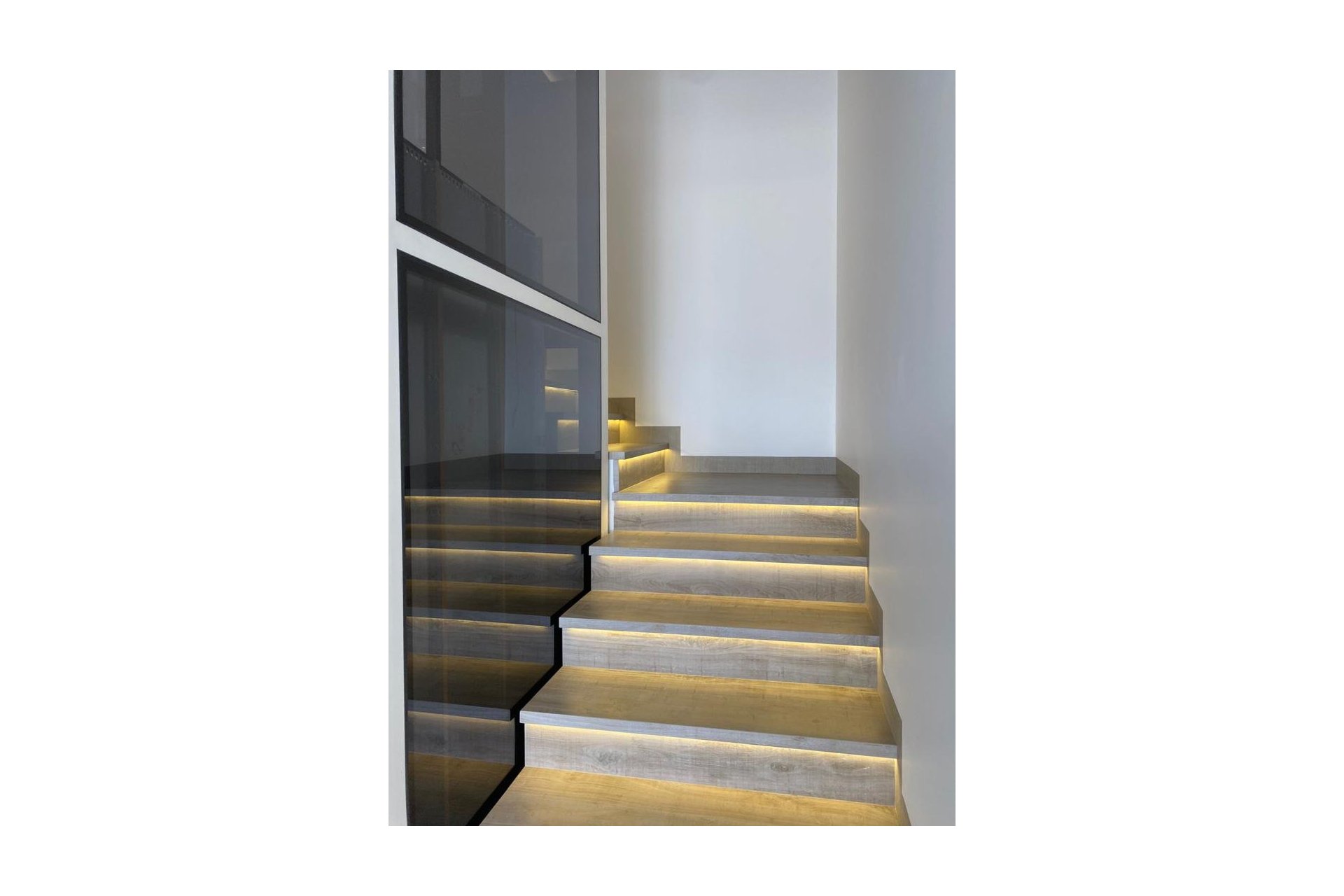 Revânzare - Town House -
El Campello - Costa Blanca