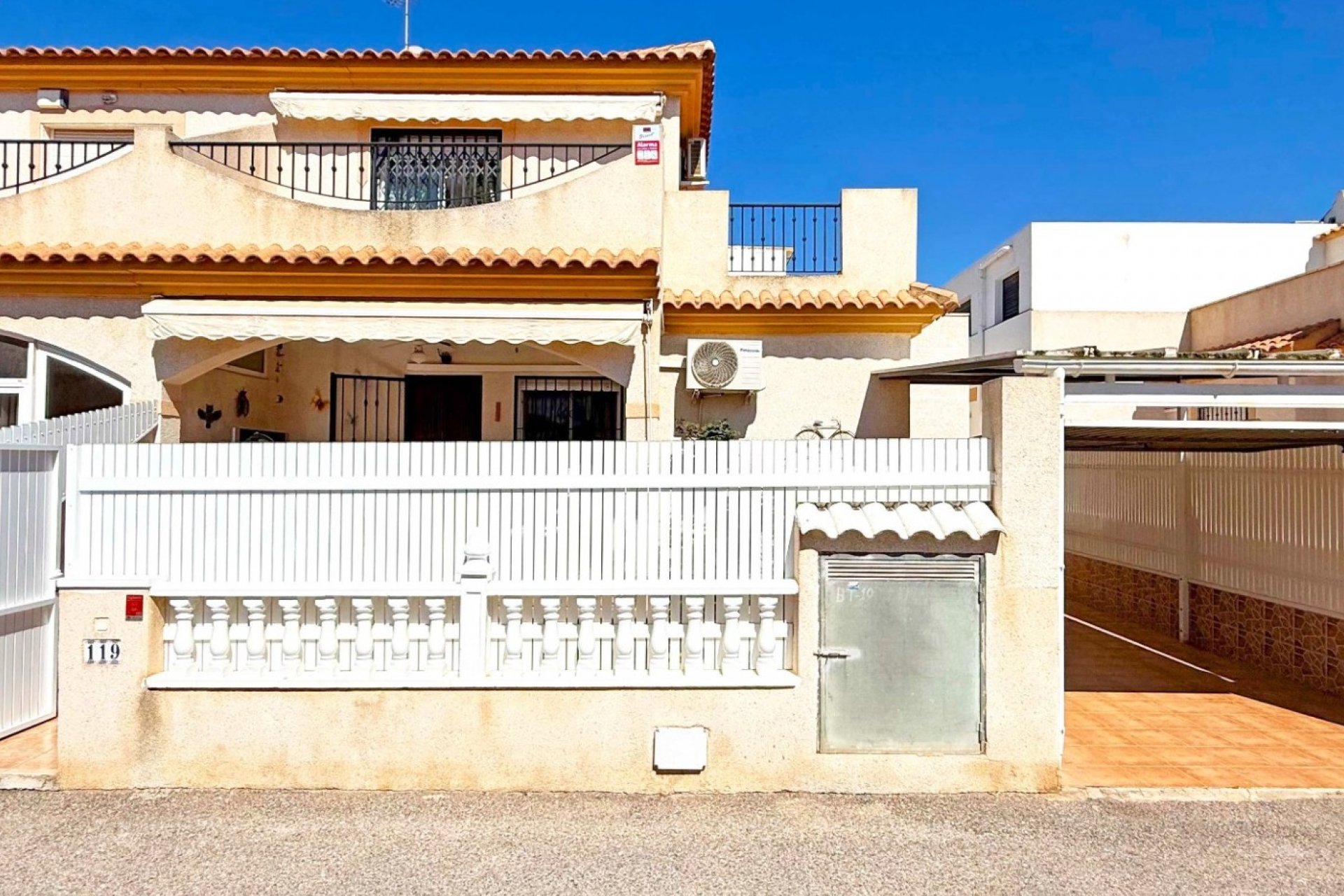 Revânzare - Town House -
Orihuela Costa - Costa Blanca