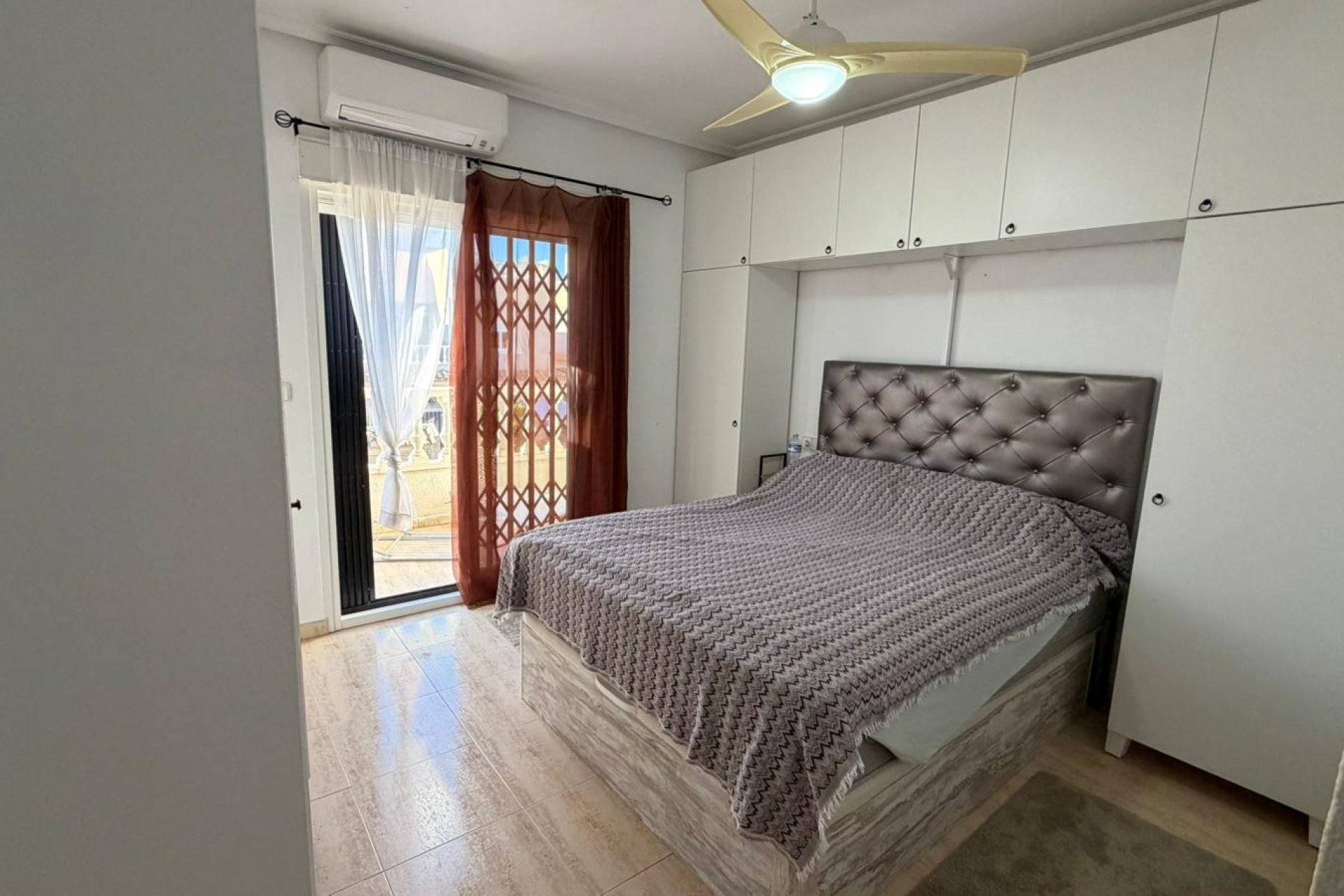 Revânzare - Town House -
Orihuela Costa - Costa Blanca