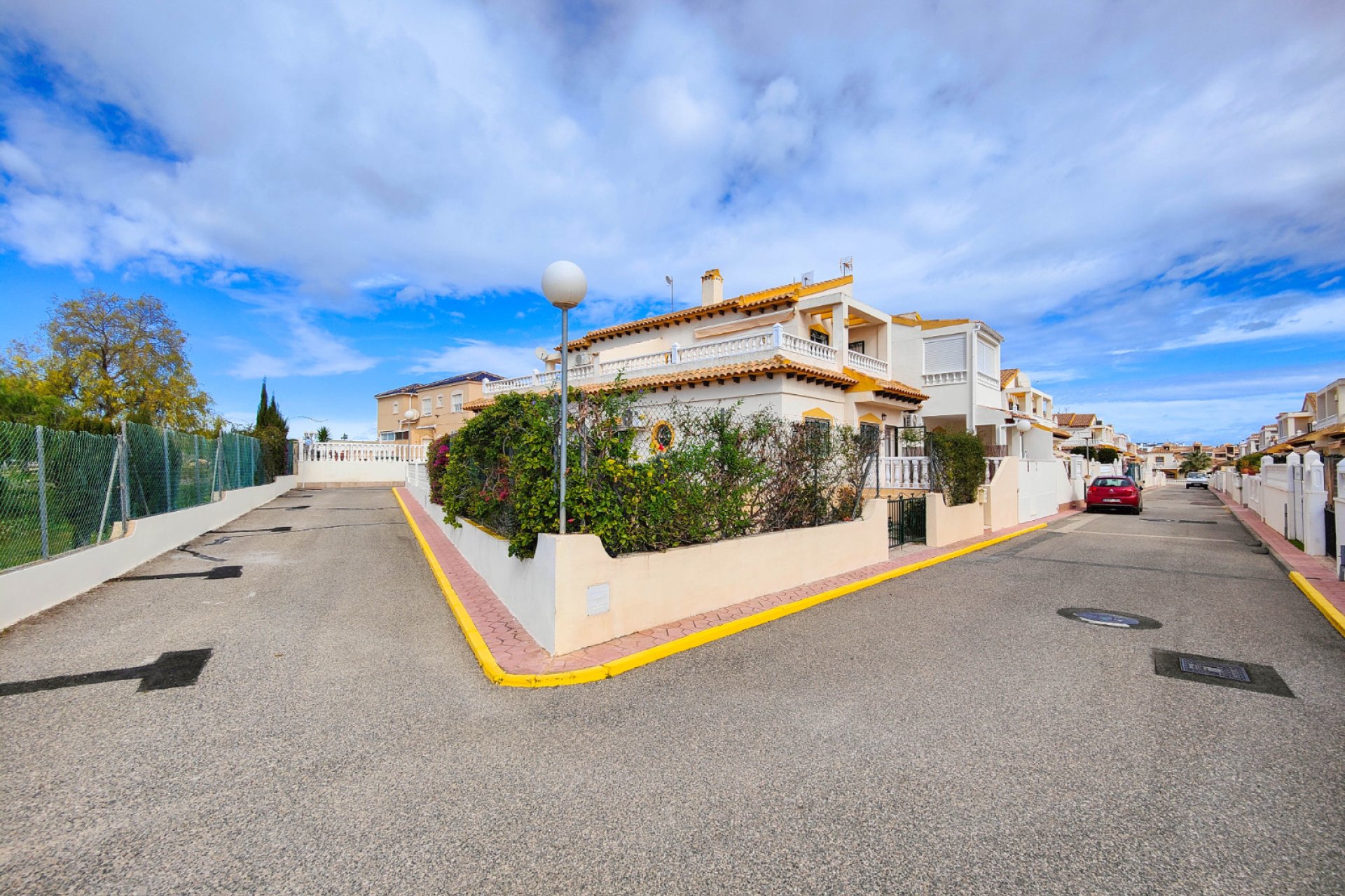 Revânzare - Town House -
Orihuela Costa - Costa Blanca