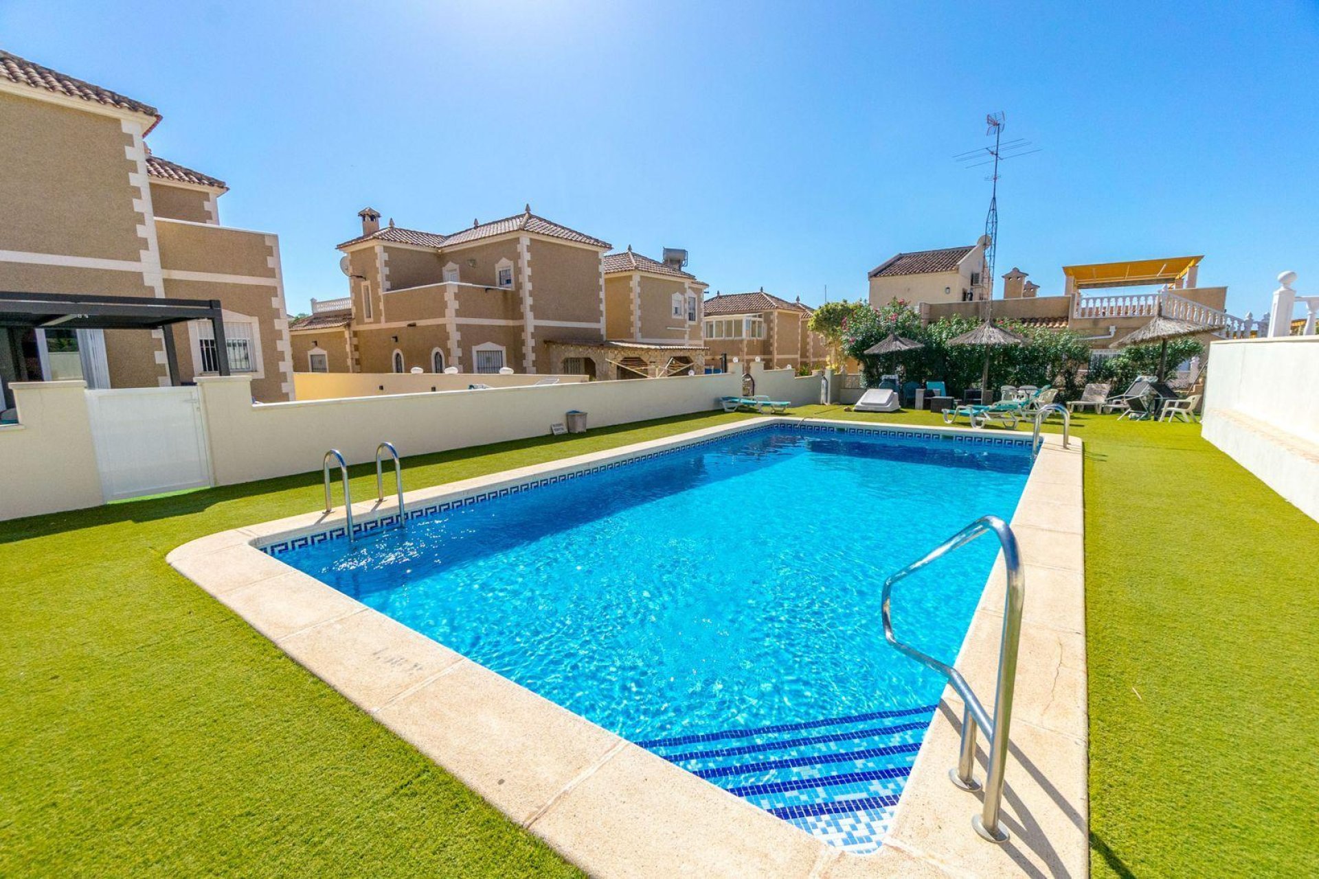 Revânzare - Town House -
Orihuela Costa - Costa Blanca