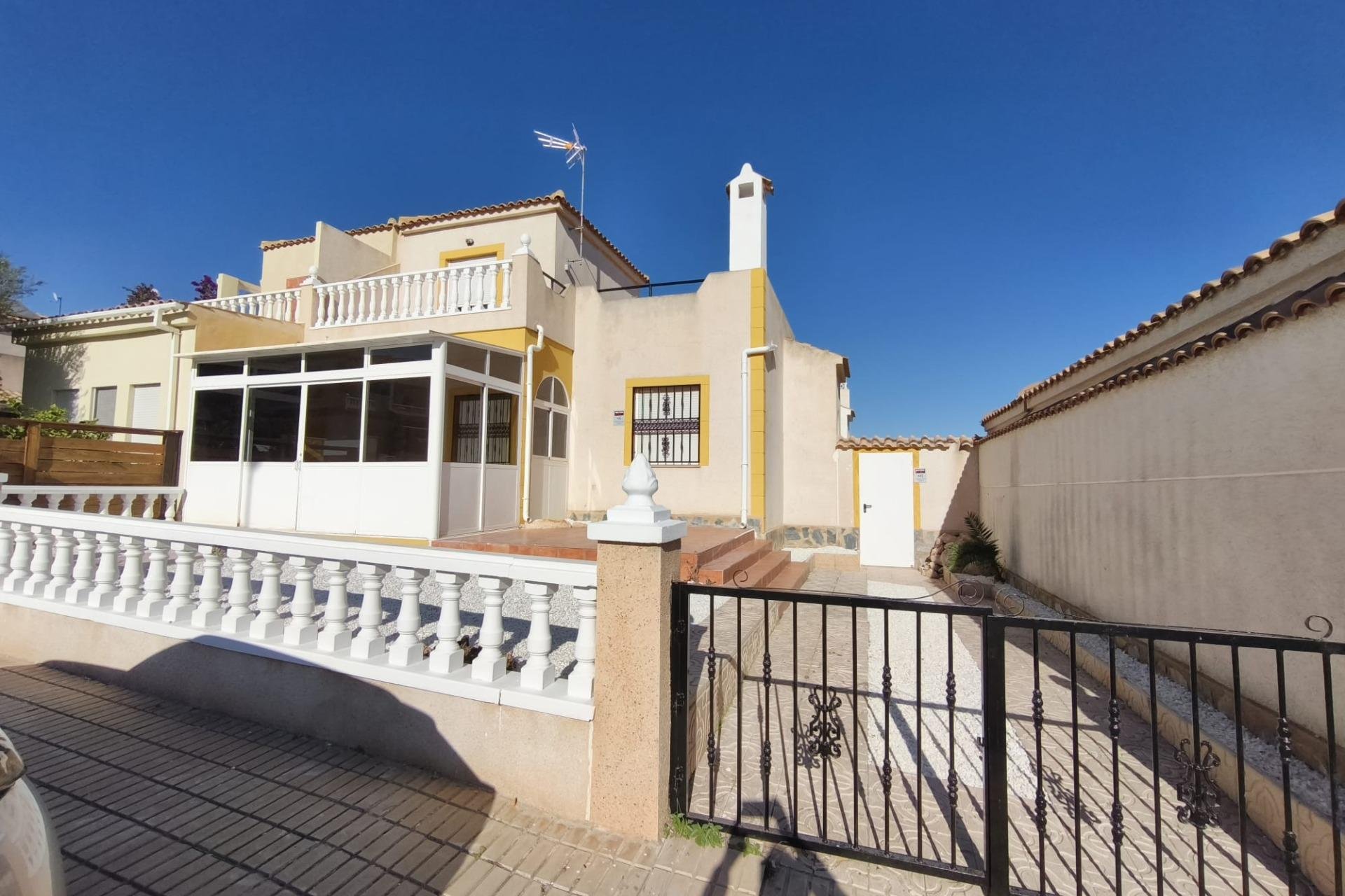Revânzare - Town House -
Orihuela Costa - La Ceñuela