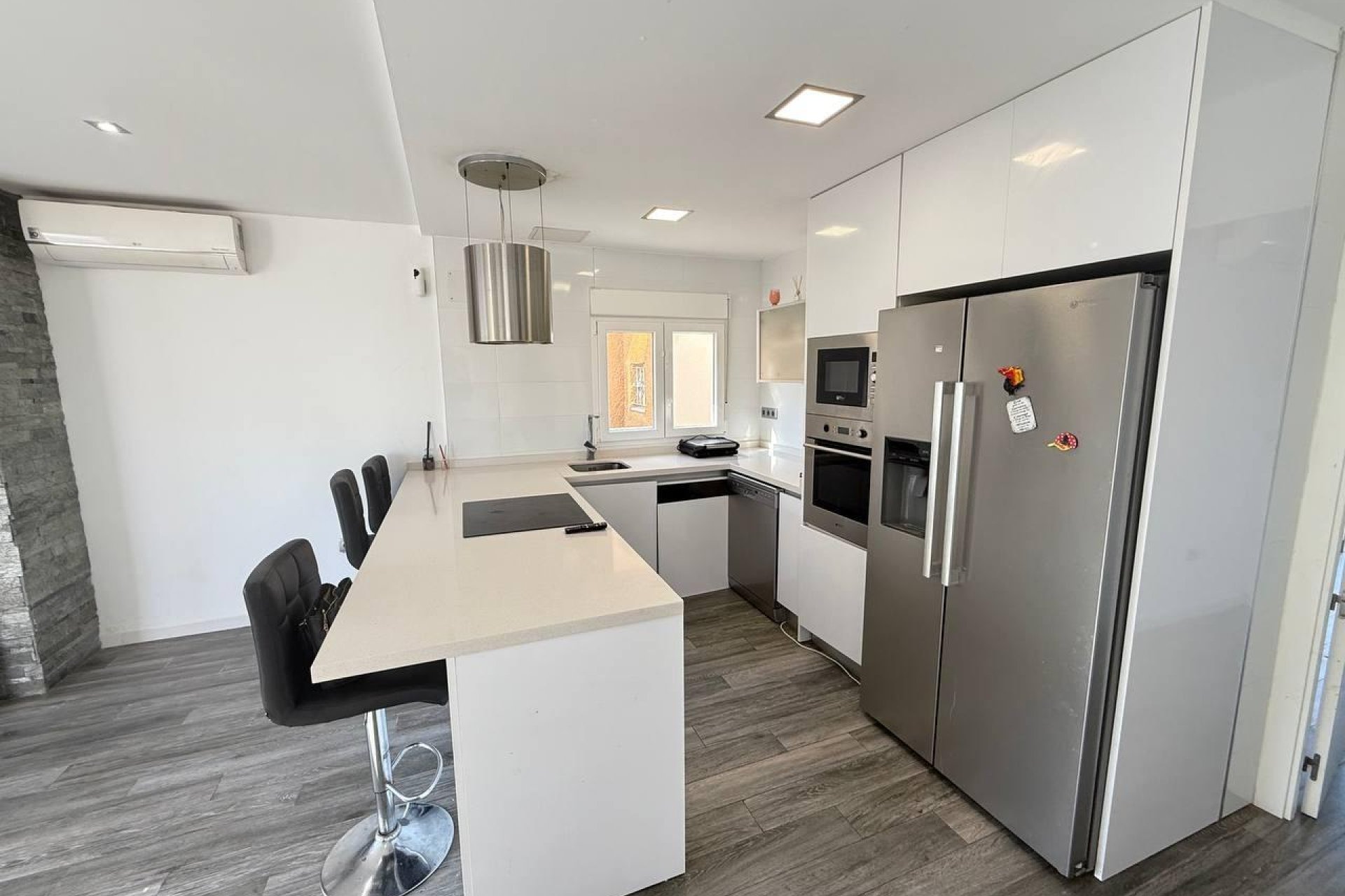 Revânzare - Town House -
Orihuela Costa - La Regia