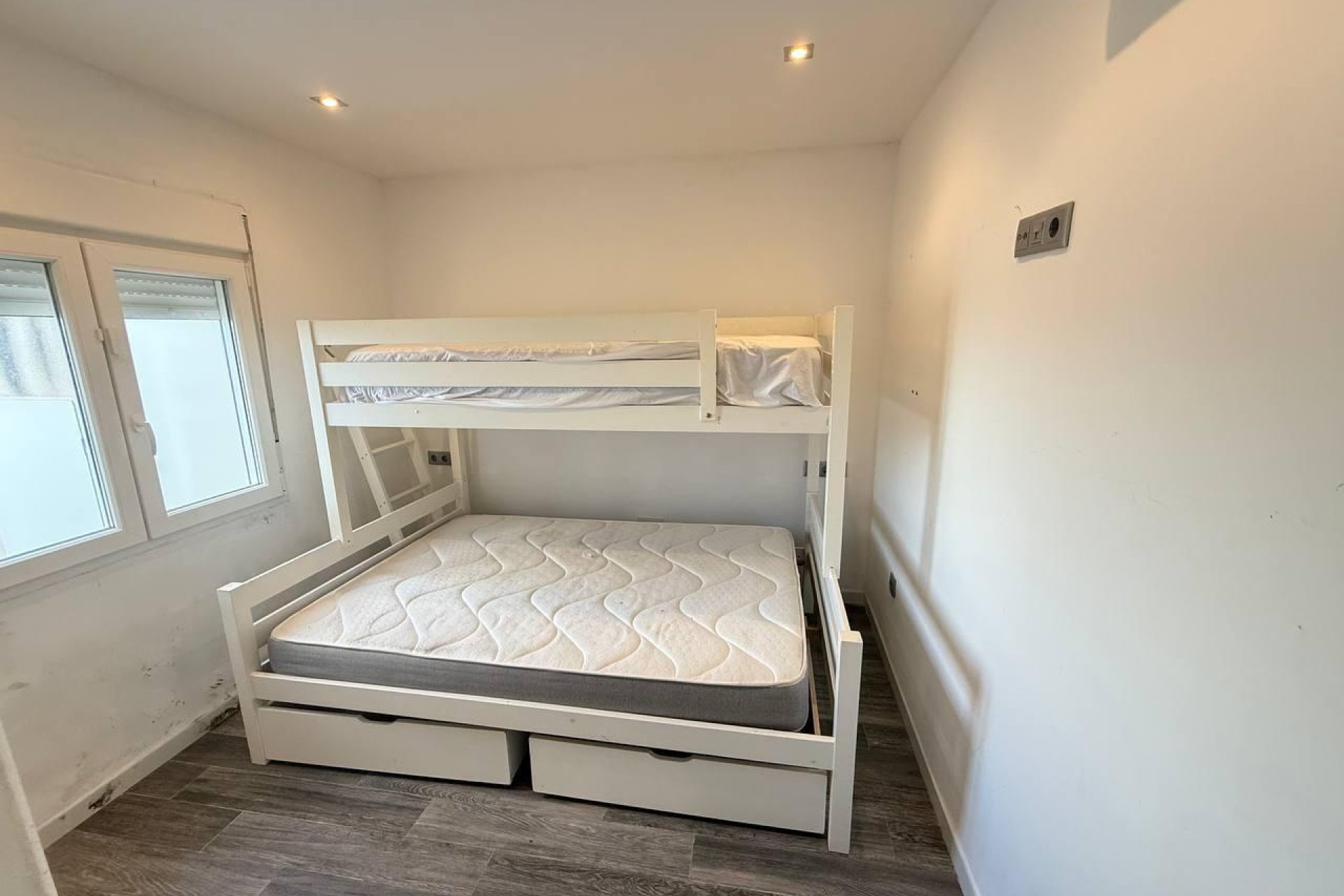Revânzare - Town House -
Orihuela Costa - La Regia