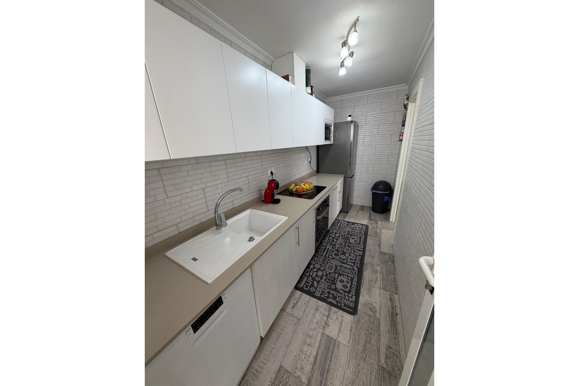 Revânzare - Town House -
Orihuela Costa - La Zenia