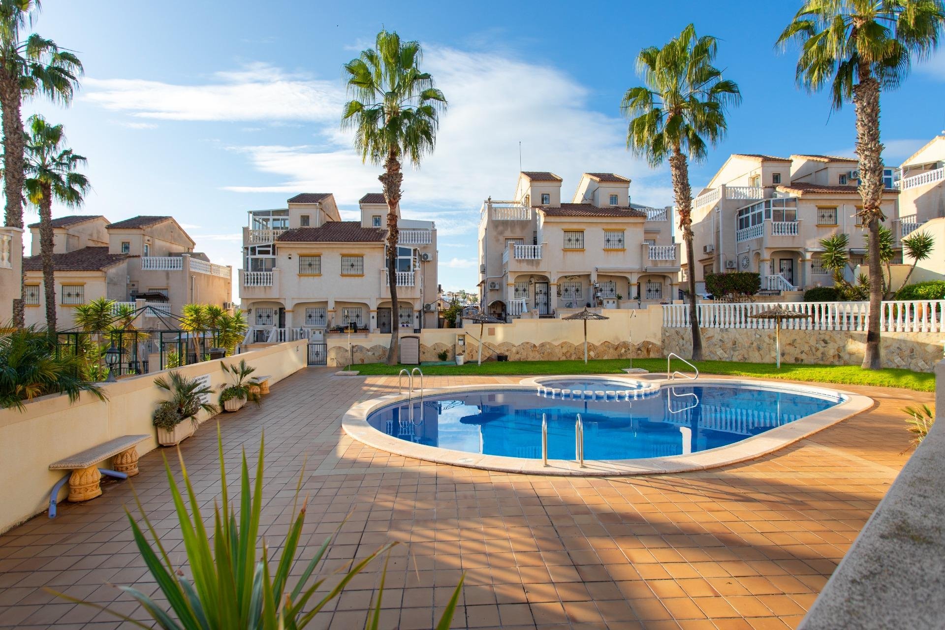 Revânzare - Town House -
Orihuela Costa - Las Filipinas