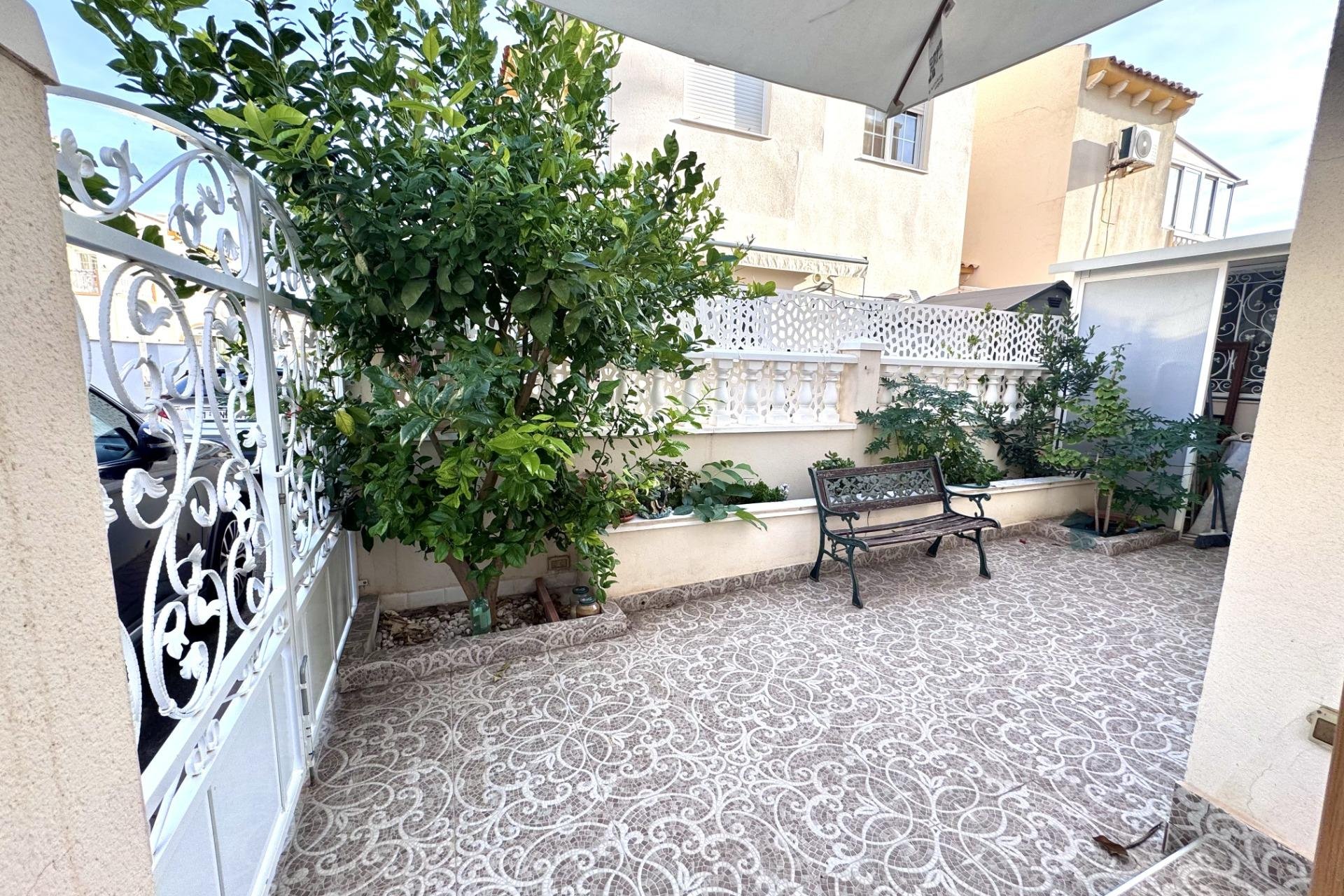 Revânzare - Town House -
Orihuela Costa - Playa Flamenca