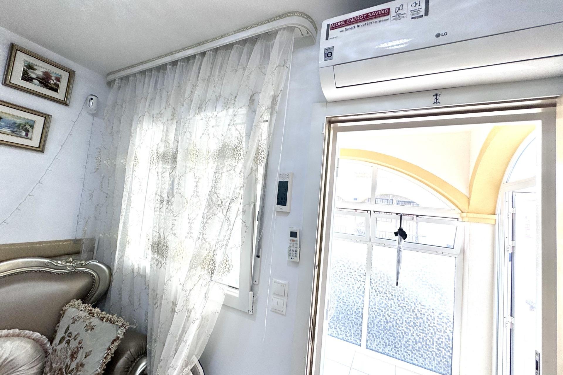 Revânzare - Town House -
Orihuela Costa - Playa Flamenca