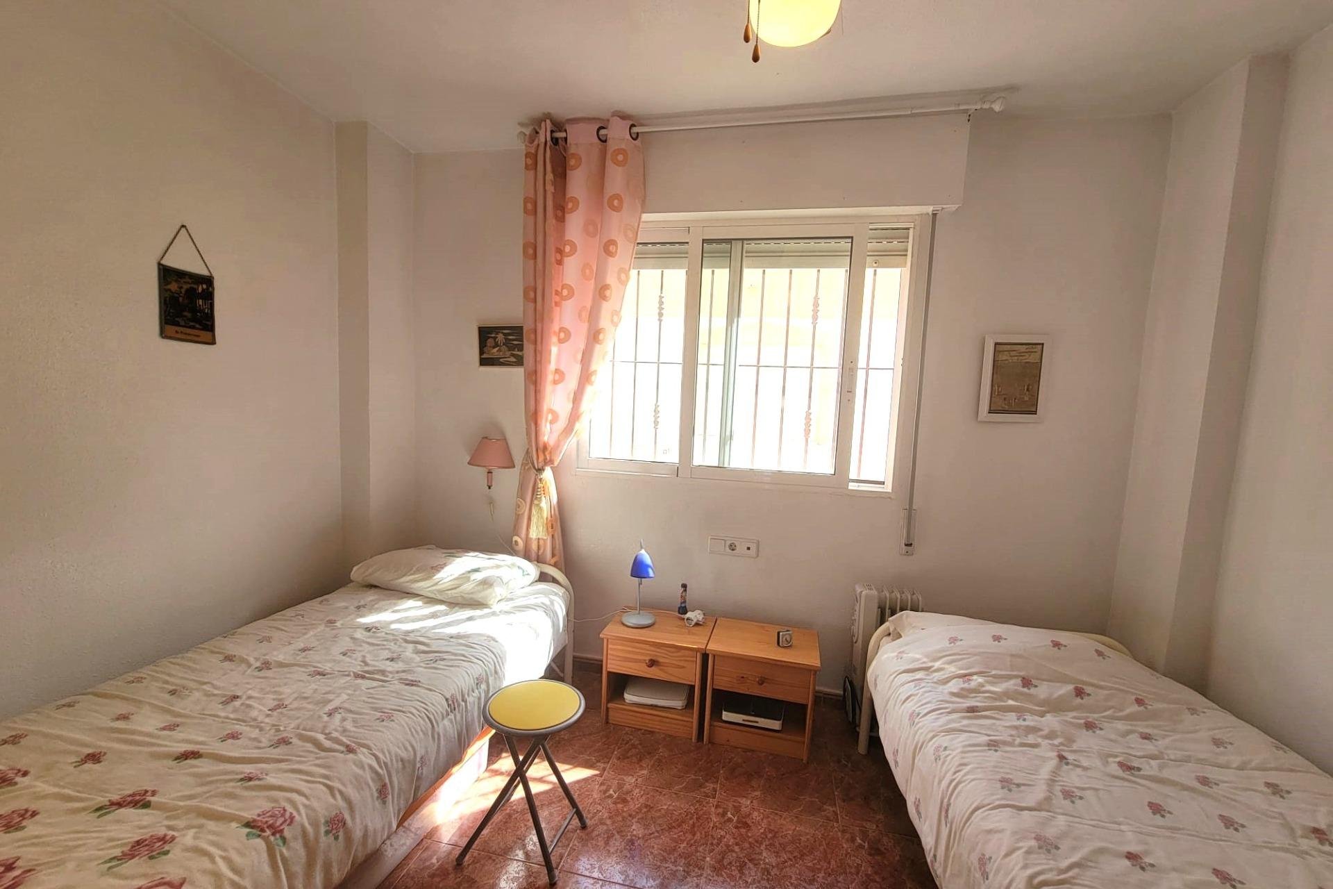 Revânzare - Town House -
Orihuela Costa - Playa Flamenca