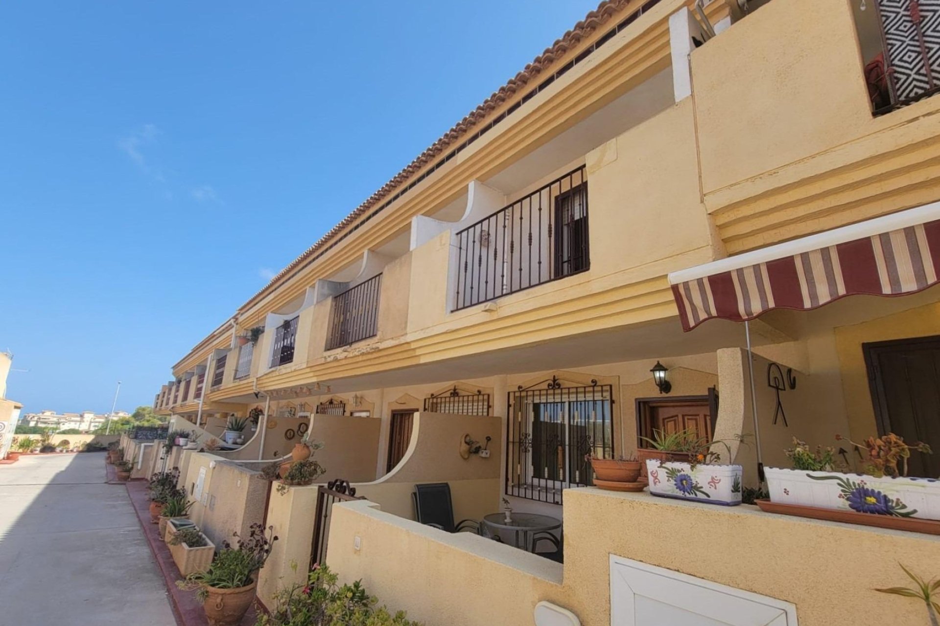 Revânzare - Town House -
Orihuela Costa - Playa Flamenca