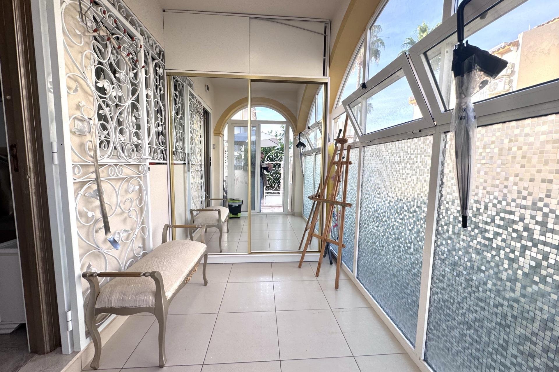 Revânzare - Town House -
Orihuela Costa - Playa Flamenca