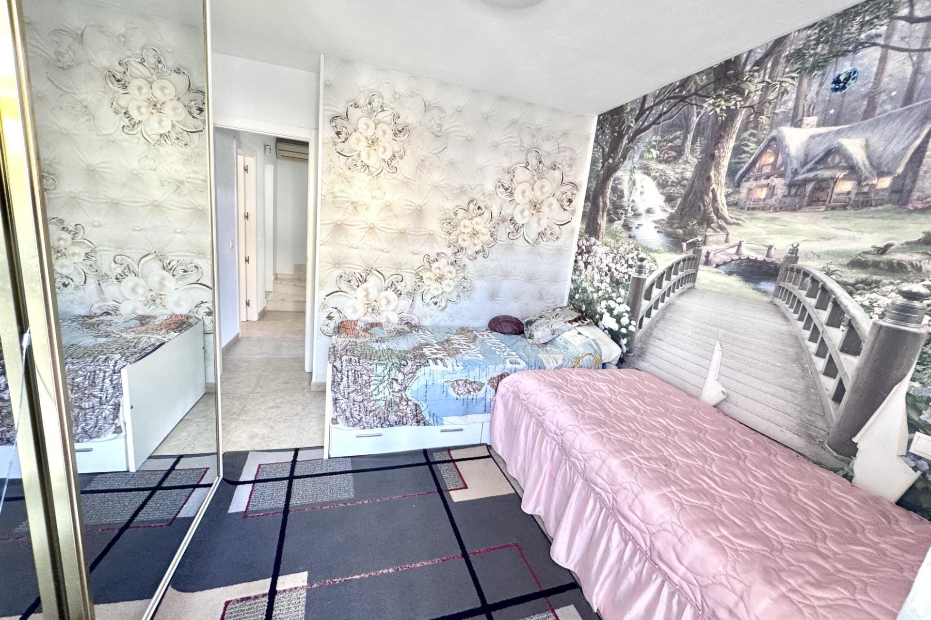 Revânzare - Town House -
Orihuela Costa - Playa Flamenca