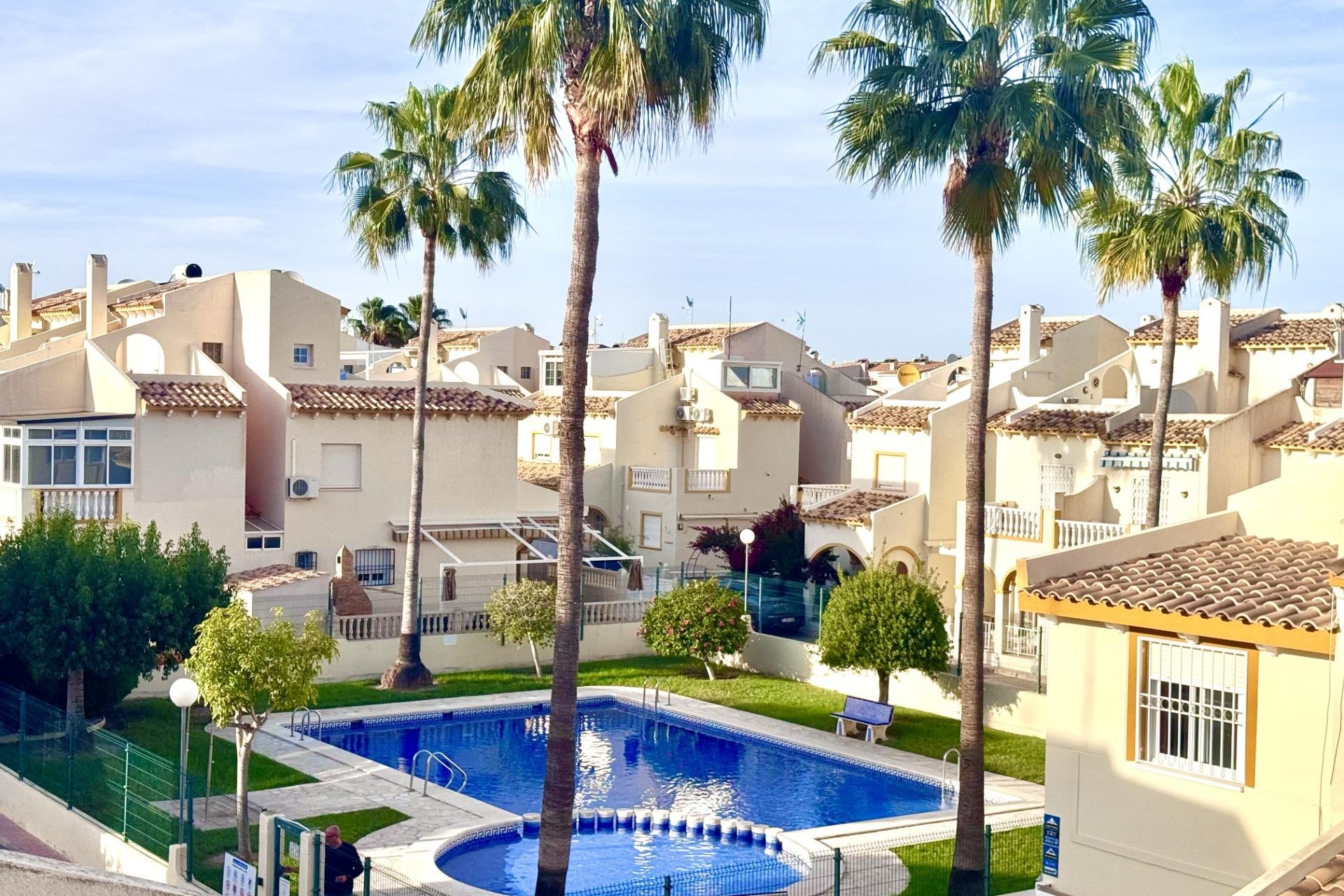 Revânzare - Town House -
Orihuela Costa - Playa Flamenca