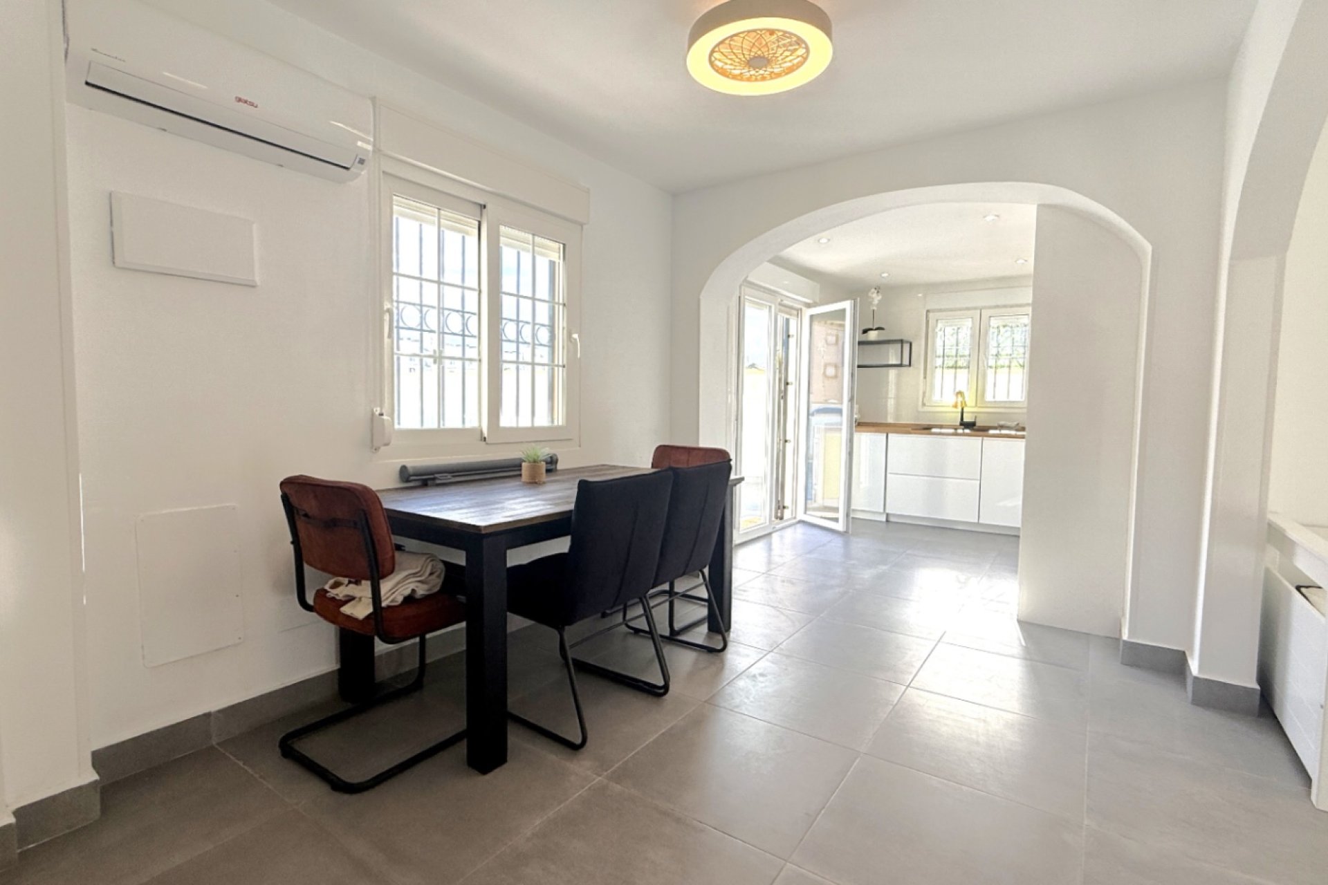 Revânzare - Town House -
Orihuela - Inland