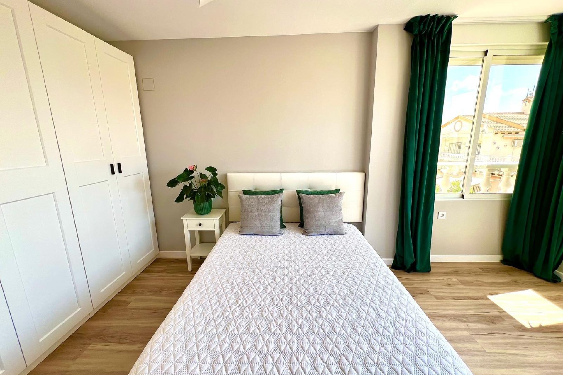 Revânzare - Town House -
Orihuela - Urbanización Perla Del Mar