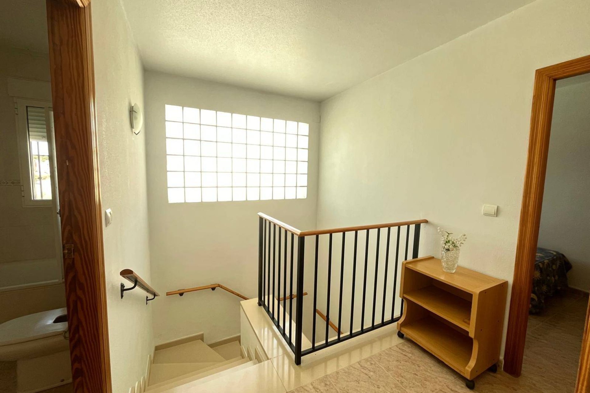 Revânzare - Town House -
Santiago de la Ribera - San Blas