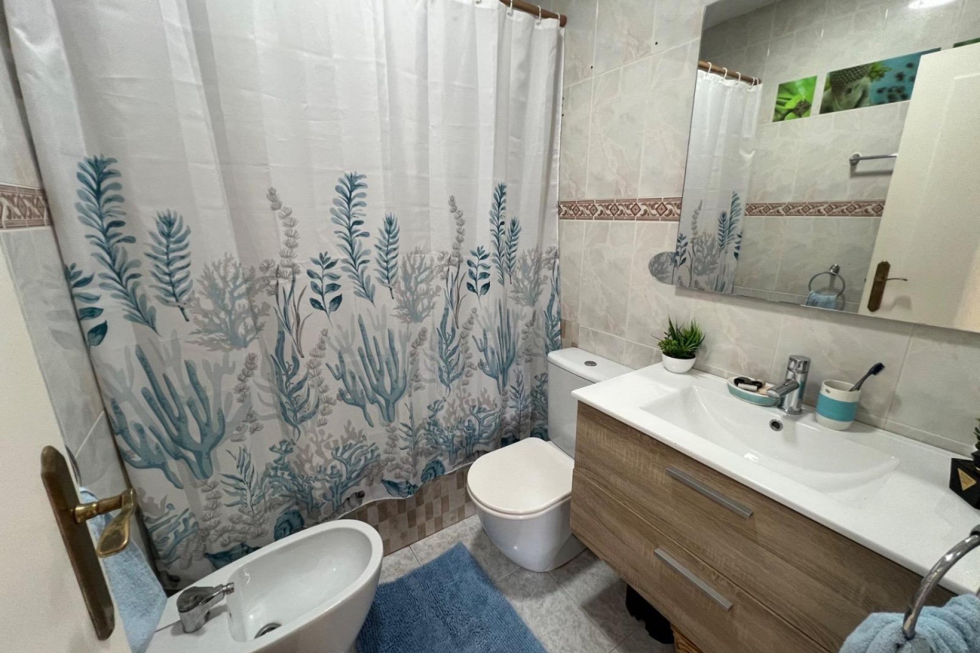 Revânzare - Town House -
Torrevieja - Calas Blanca