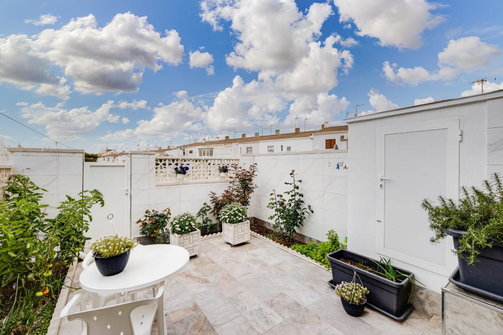 Revânzare - Town House -
Torrevieja - Calas Blanca